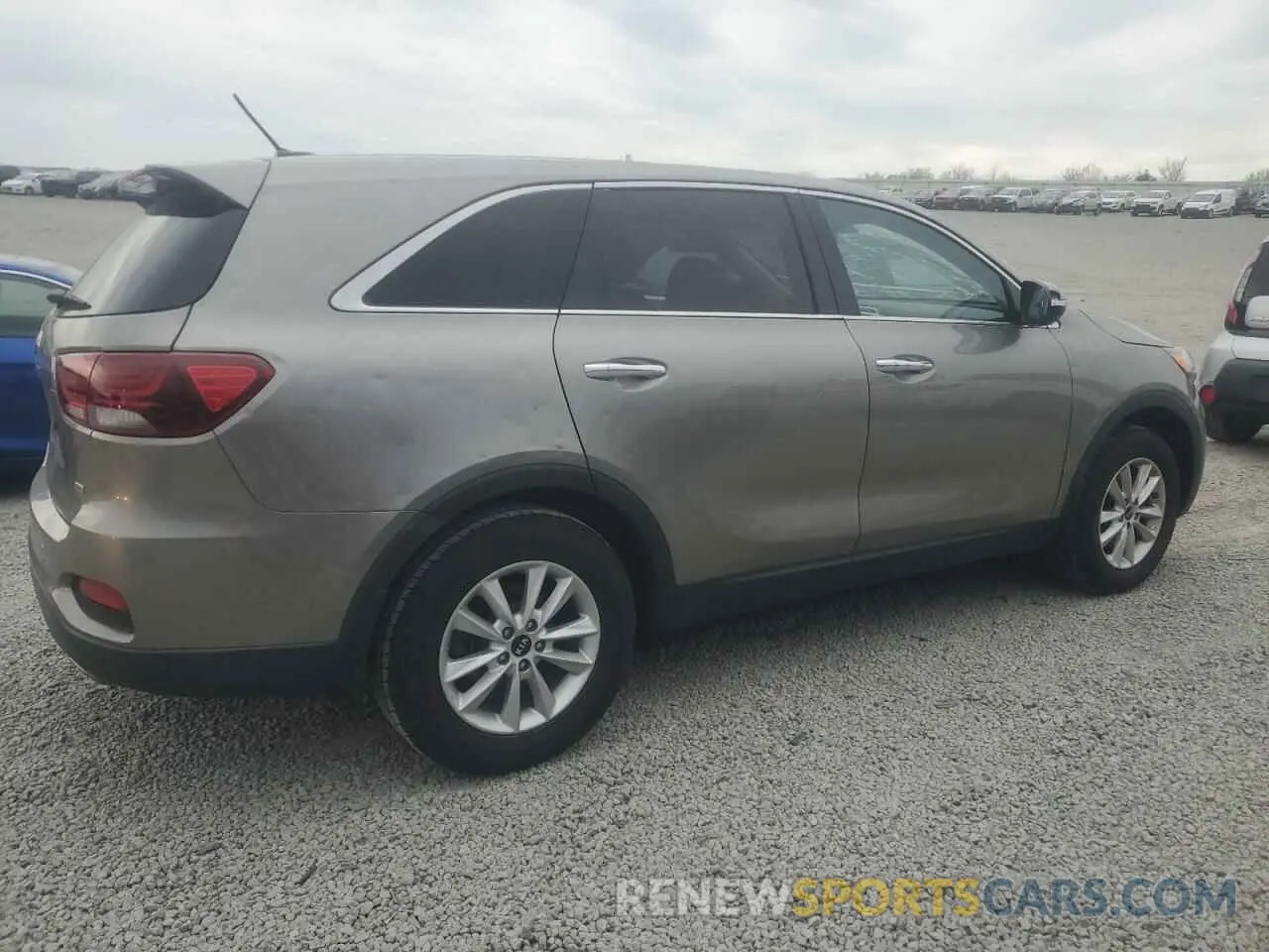 3 Фотография поврежденного автомобиля 5XYPG4A32KG436145 KIA SORENTO 2019