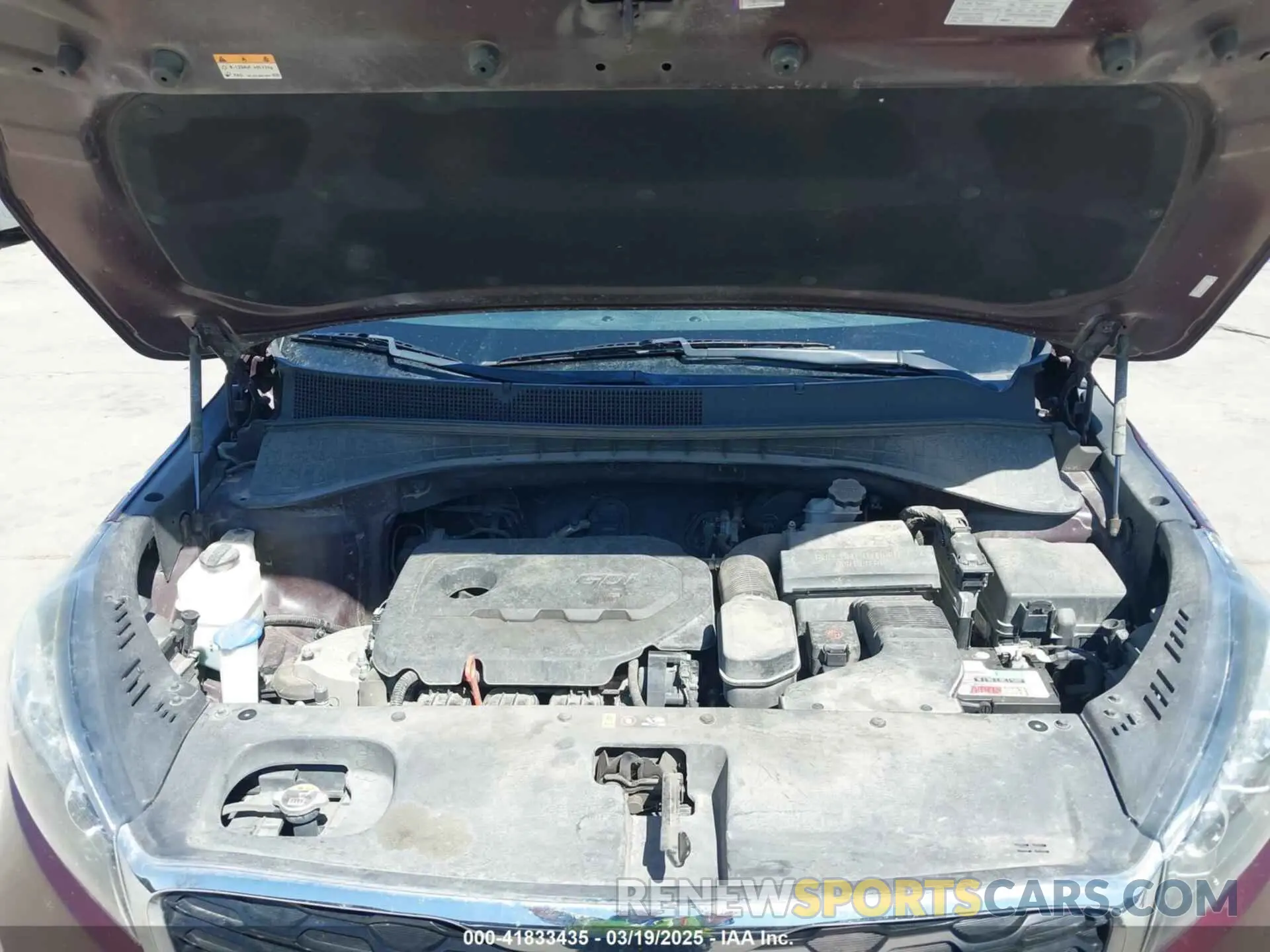 10 Photograph of a damaged car 5XYPG4A32KG568841 KIA SORENTO 2019