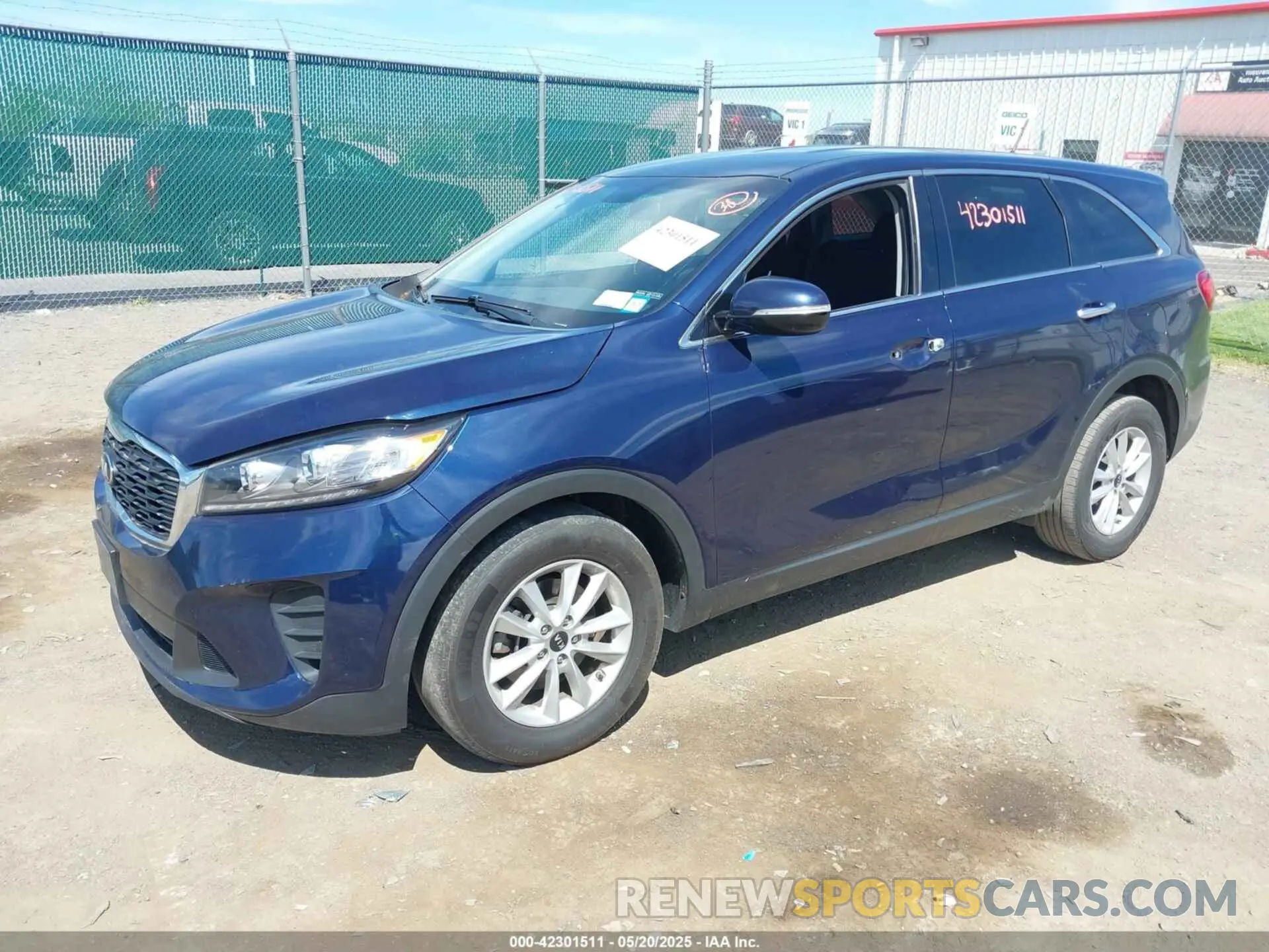 2 Photograph of a damaged car 5XYPG4A33KG463046 KIA SORENTO 2019