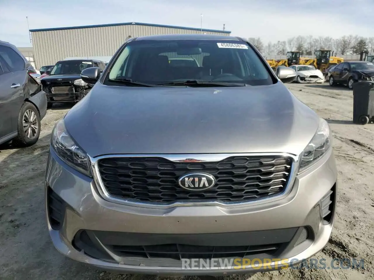 5 Photograph of a damaged car 5XYPG4A33KG550753 KIA SORENTO 2019