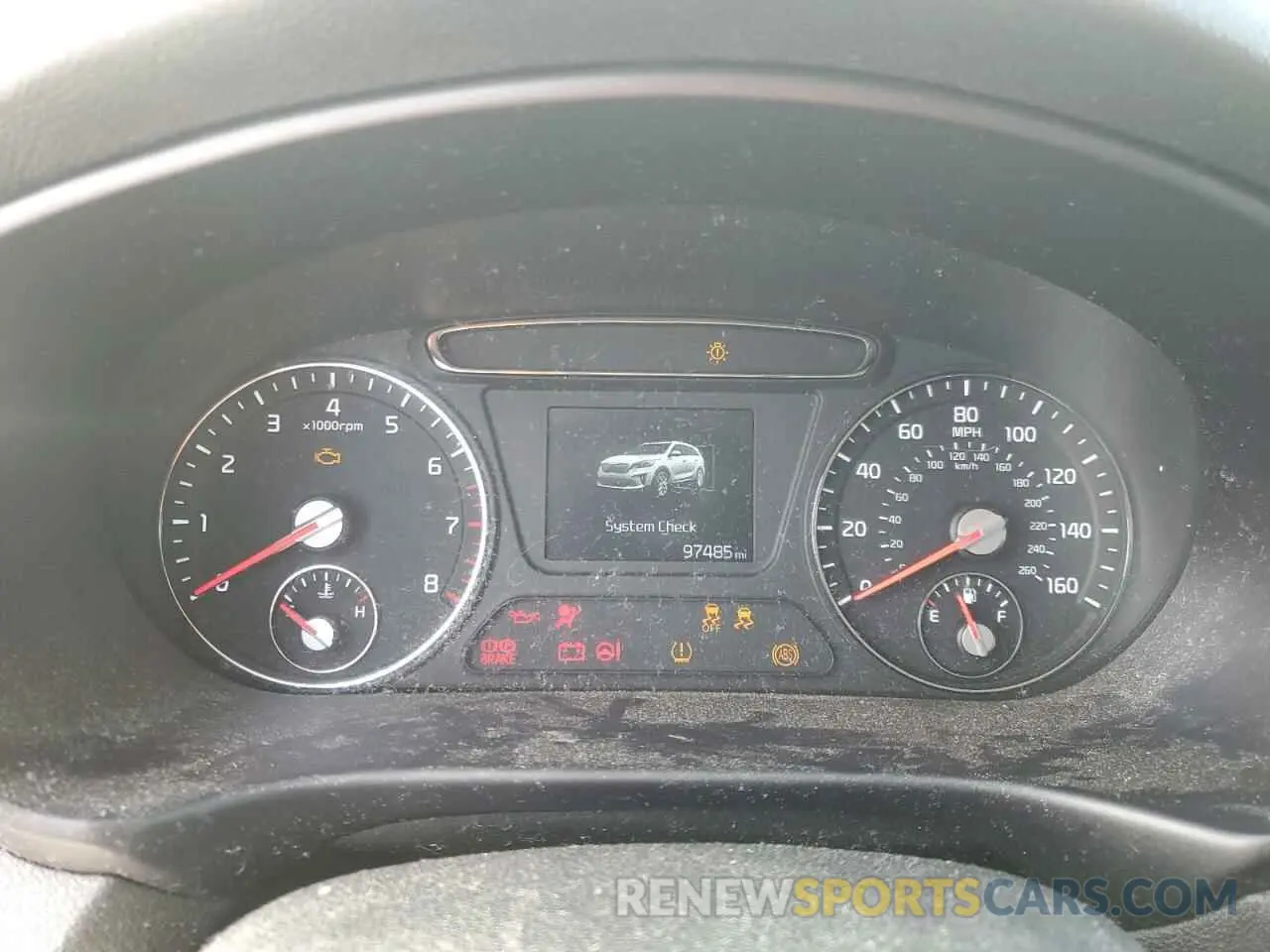 9 Photograph of a damaged car 5XYPG4A33KG550753 KIA SORENTO 2019
