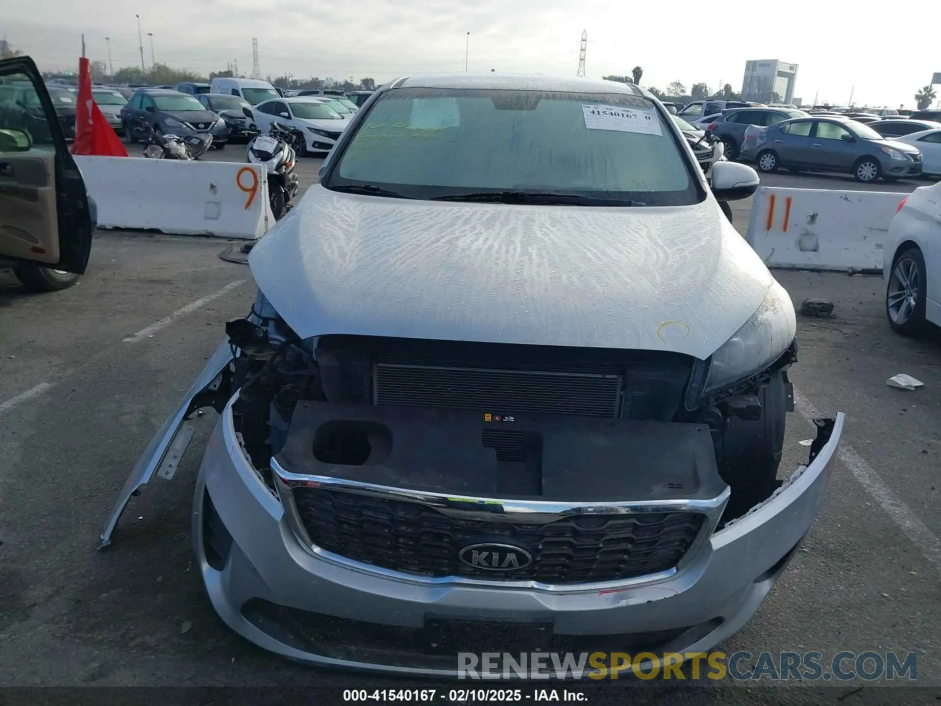 12 Фотография поврежденного автомобиля 5XYPG4A33KG575023 KIA SORENTO 2019