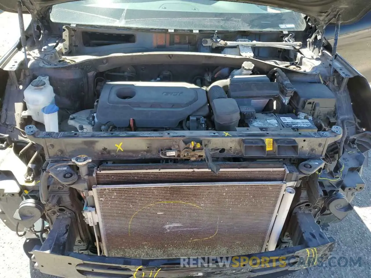 11 Photograph of a damaged car 5XYPG4A33KG582537 KIA SORENTO 2019