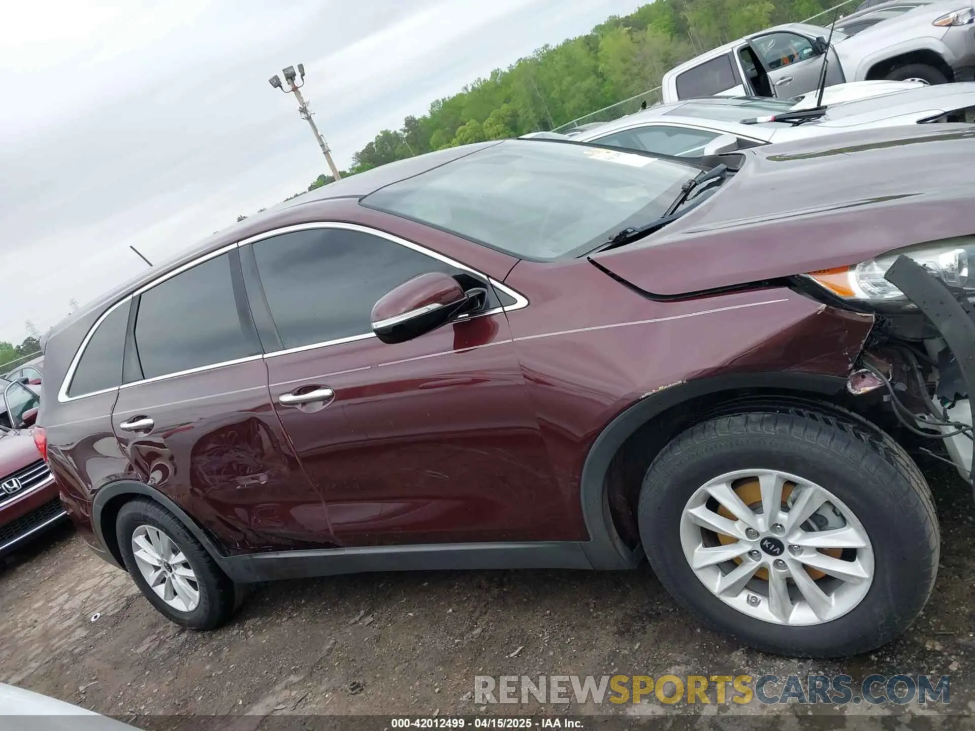 13 Фотография поврежденного автомобиля 5XYPG4A34KG510570 KIA SORENTO 2019