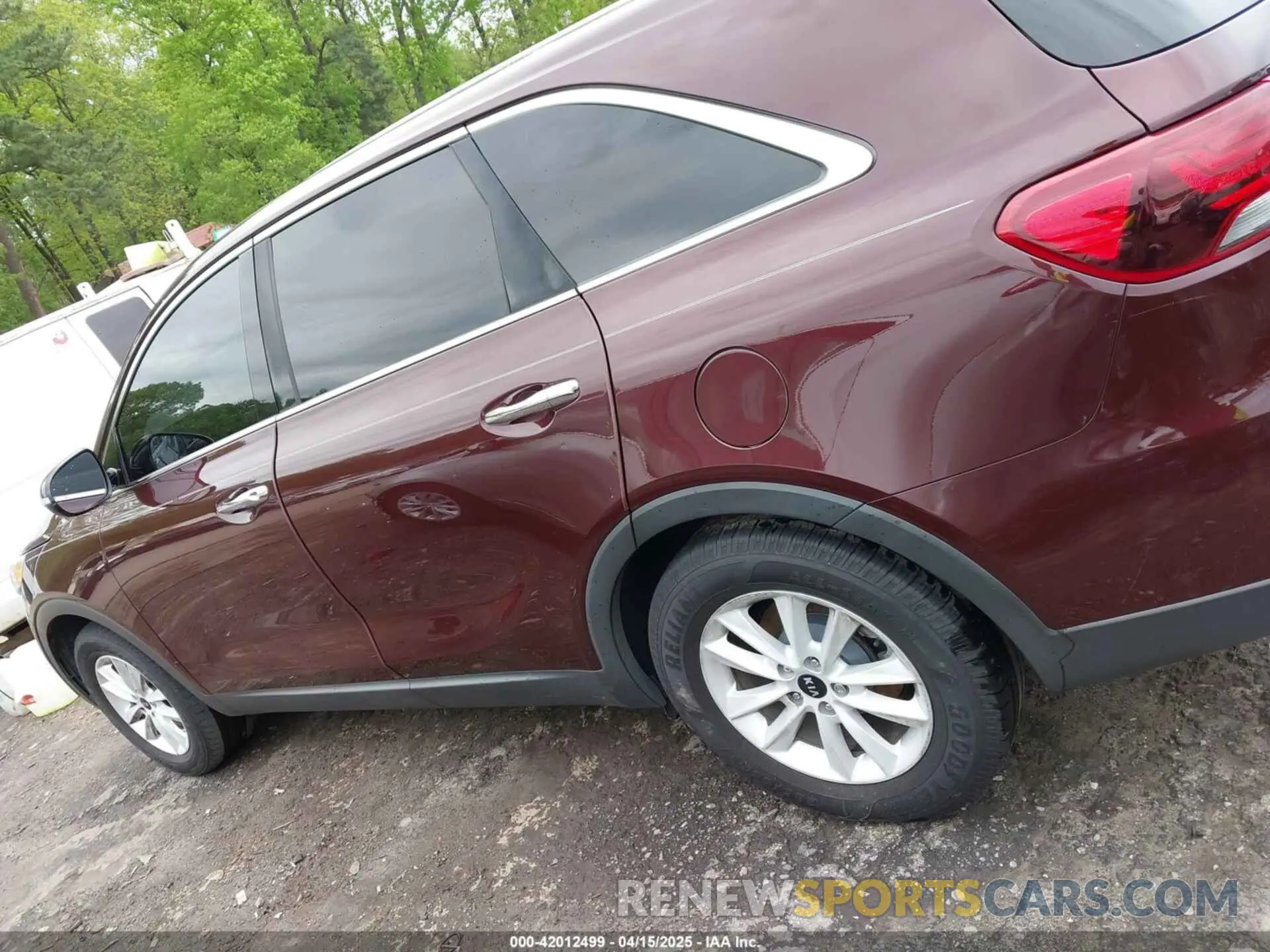 14 Фотография поврежденного автомобиля 5XYPG4A34KG510570 KIA SORENTO 2019