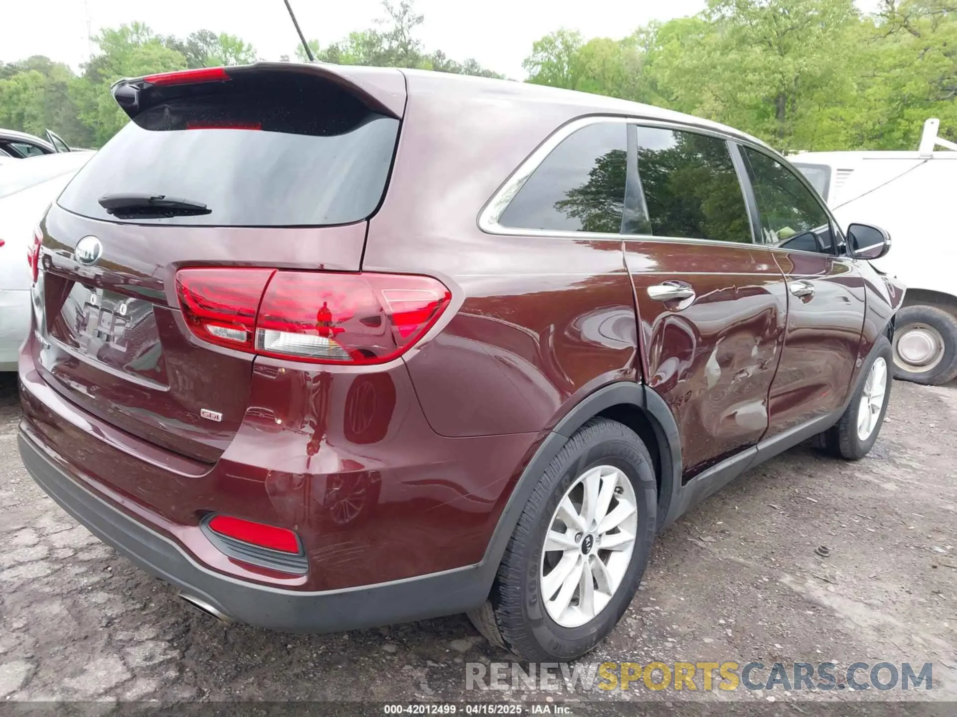 4 Фотография поврежденного автомобиля 5XYPG4A34KG510570 KIA SORENTO 2019