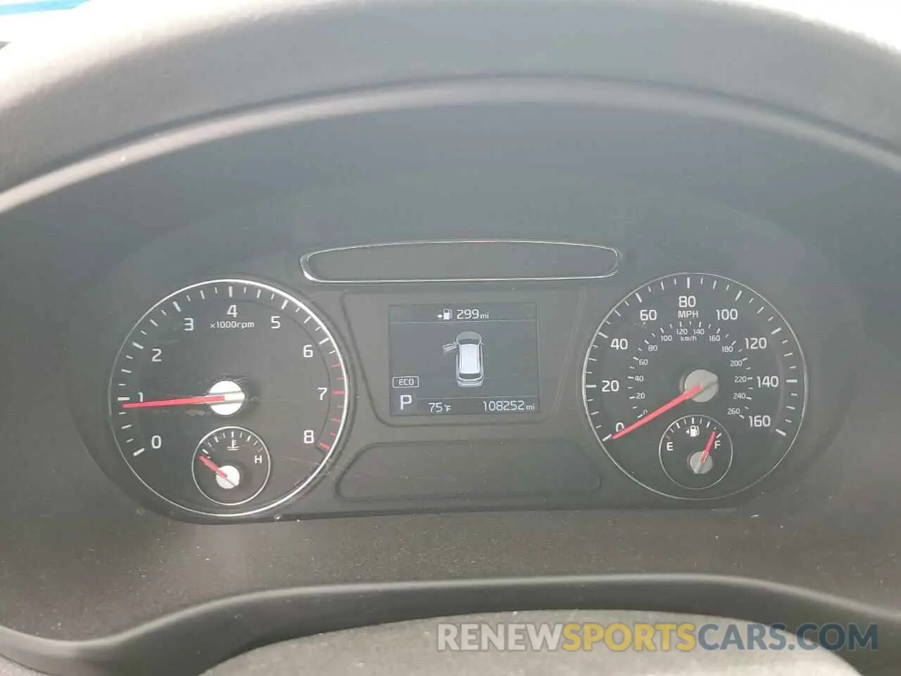 9 Photograph of a damaged car 5XYPG4A34KG534917 KIA SORENTO 2019