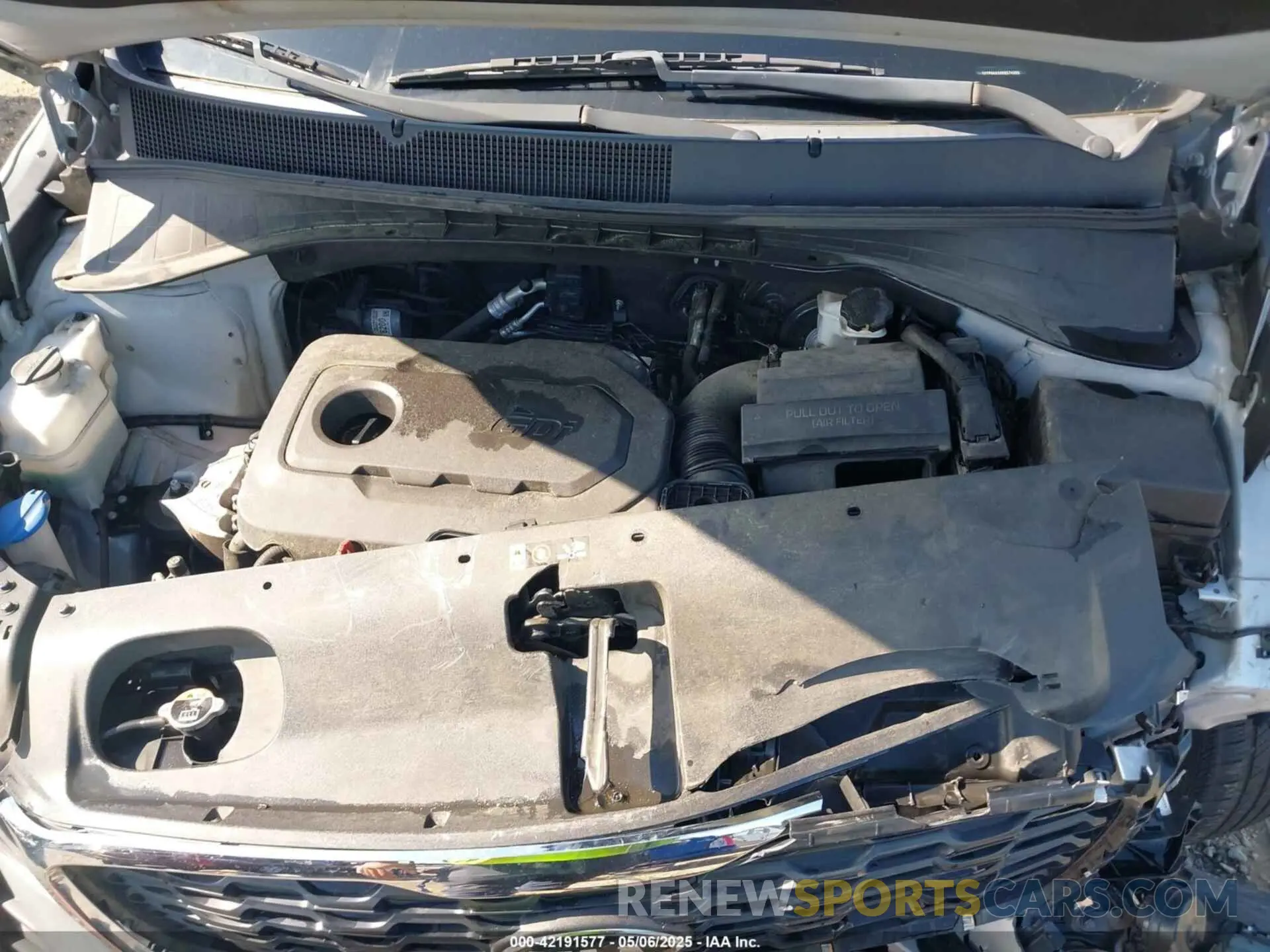 10 Photograph of a damaged car 5XYPG4A34KG574303 KIA SORENTO 2019