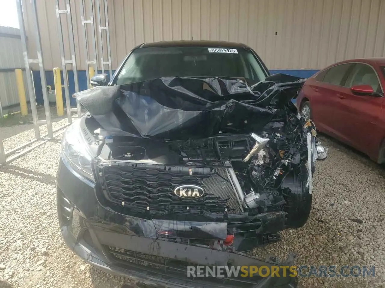 5 Photograph of a damaged car 5XYPG4A35KG533470 KIA SORENTO 2019