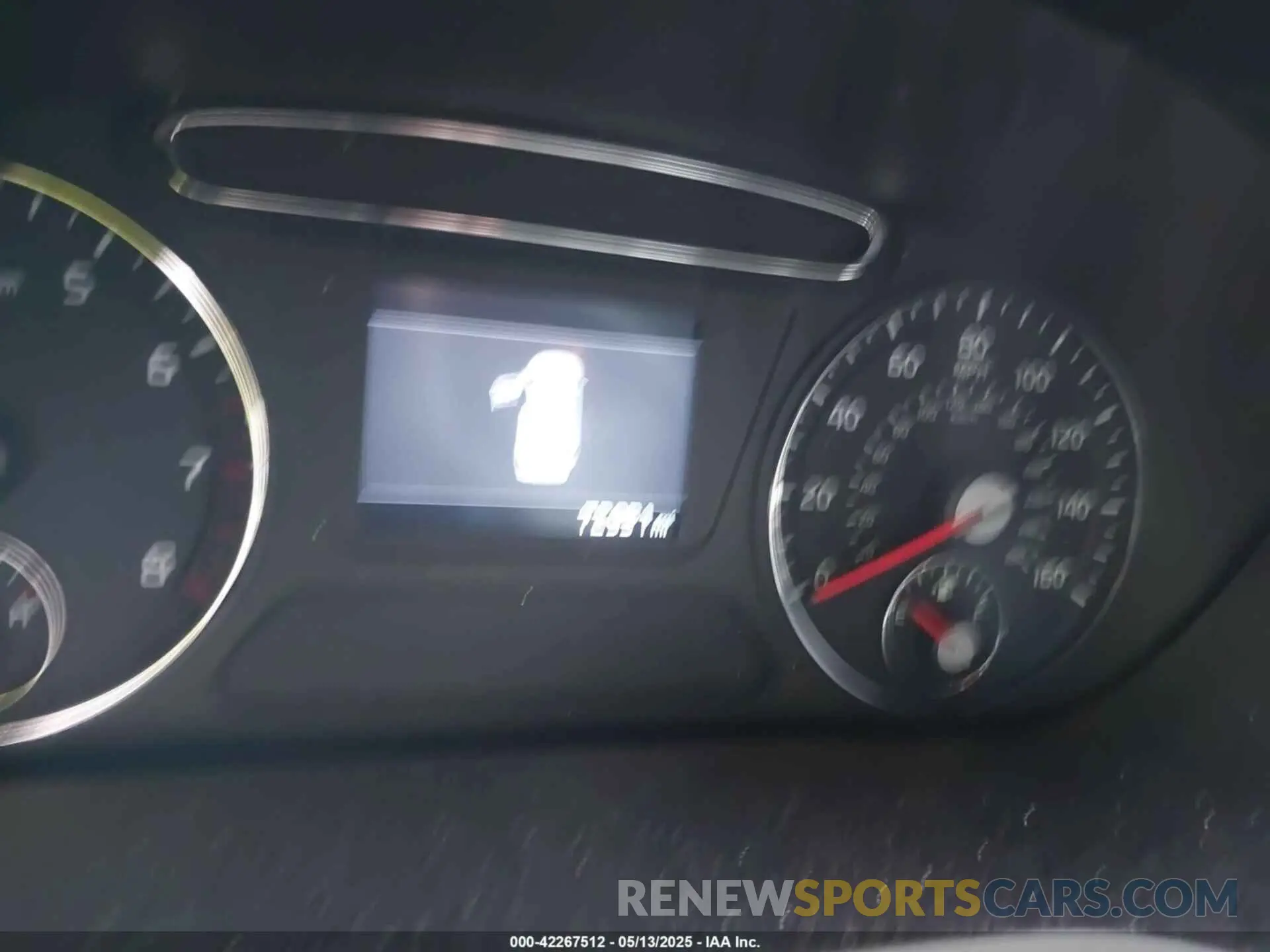 15 Photograph of a damaged car 5XYPG4A35KG576058 KIA SORENTO 2019