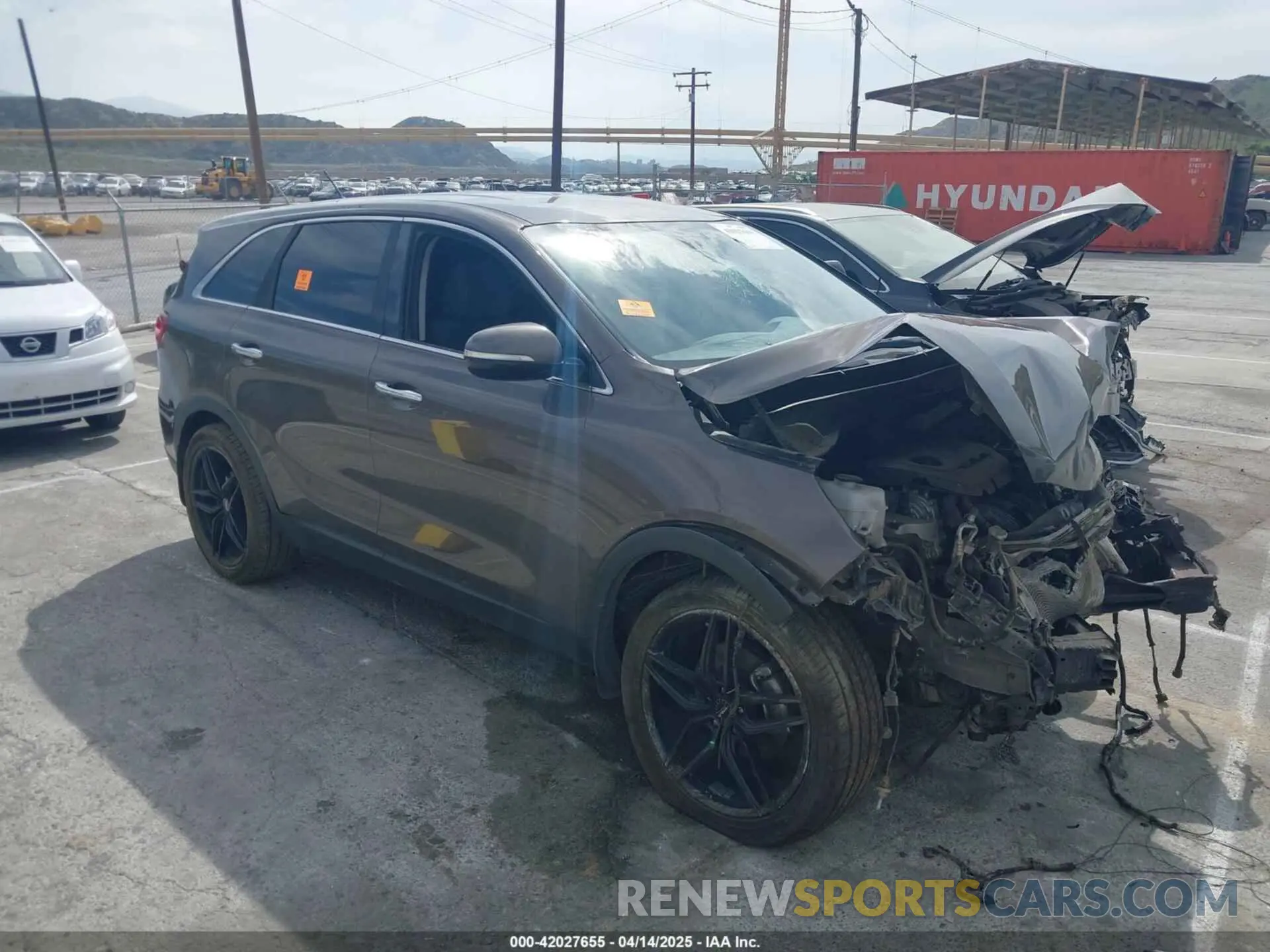 1 Фотография поврежденного автомобиля 5XYPG4A36KG574769 KIA SORENTO 2019