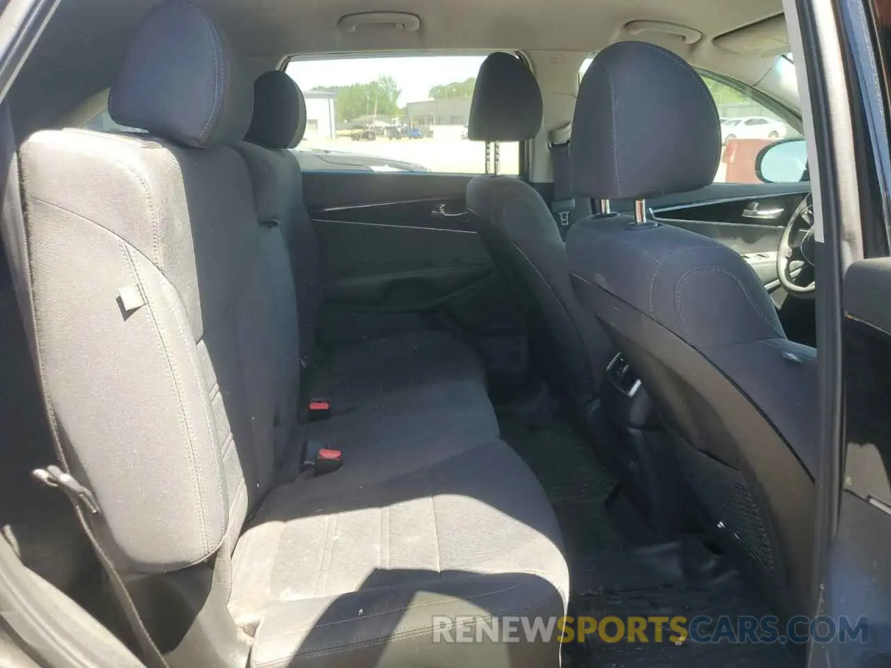11 Фотография поврежденного автомобиля 5XYPG4A36KG588770 KIA SORENTO 2019