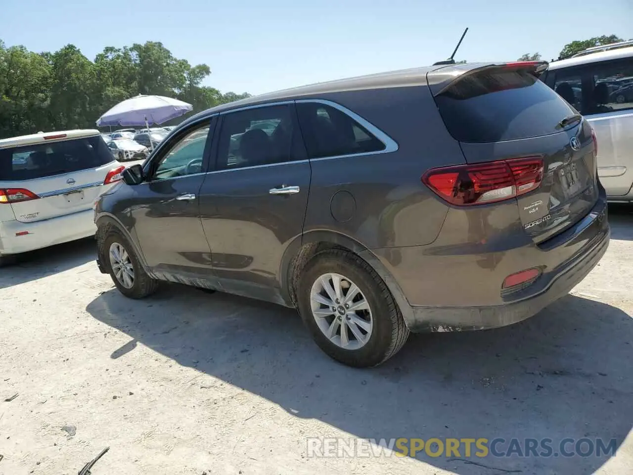 2 Фотография поврежденного автомобиля 5XYPG4A37KG508702 KIA SORENTO 2019