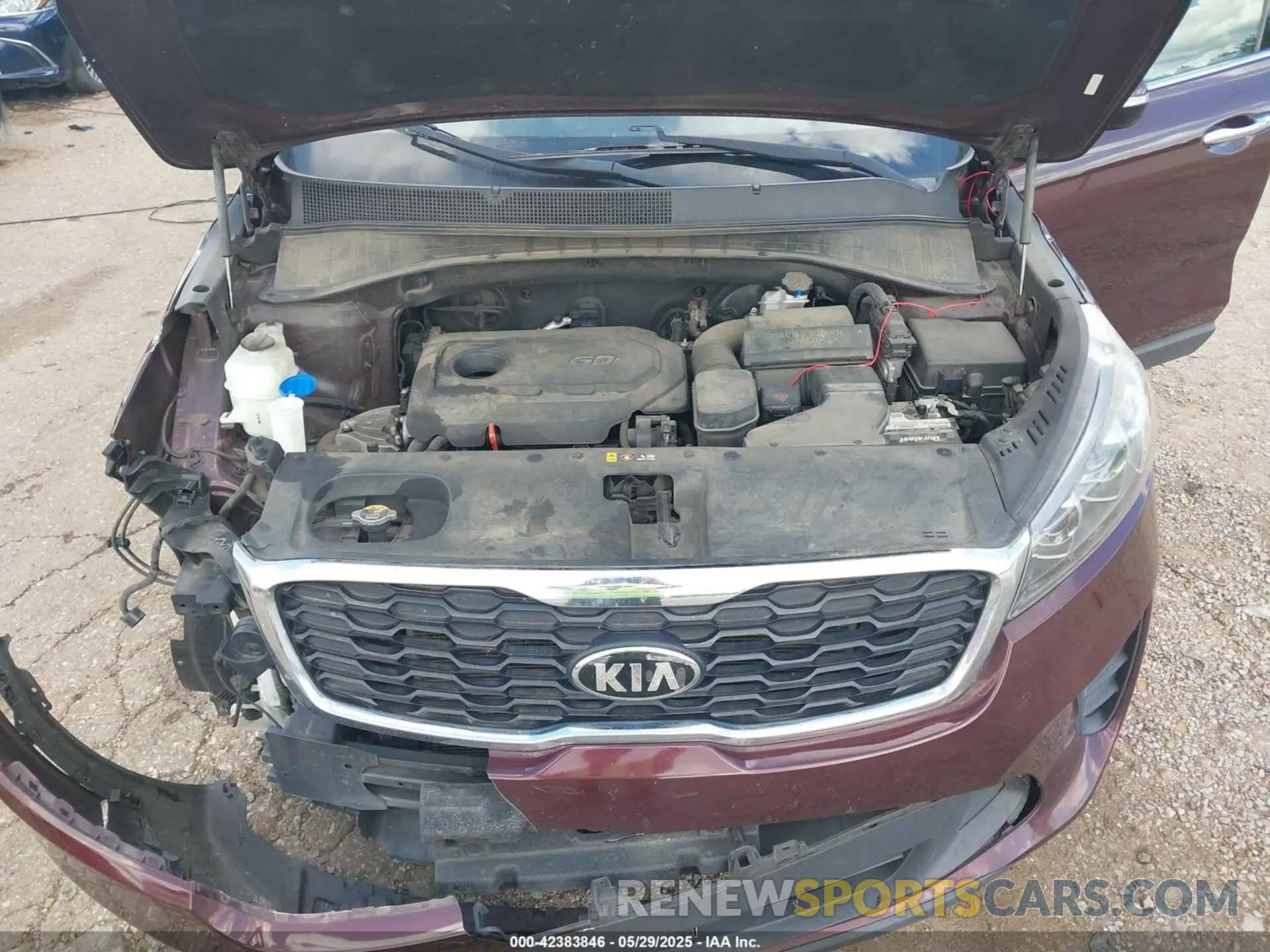 10 Photograph of a damaged car 5XYPG4A37KG508750 KIA SORENTO 2019