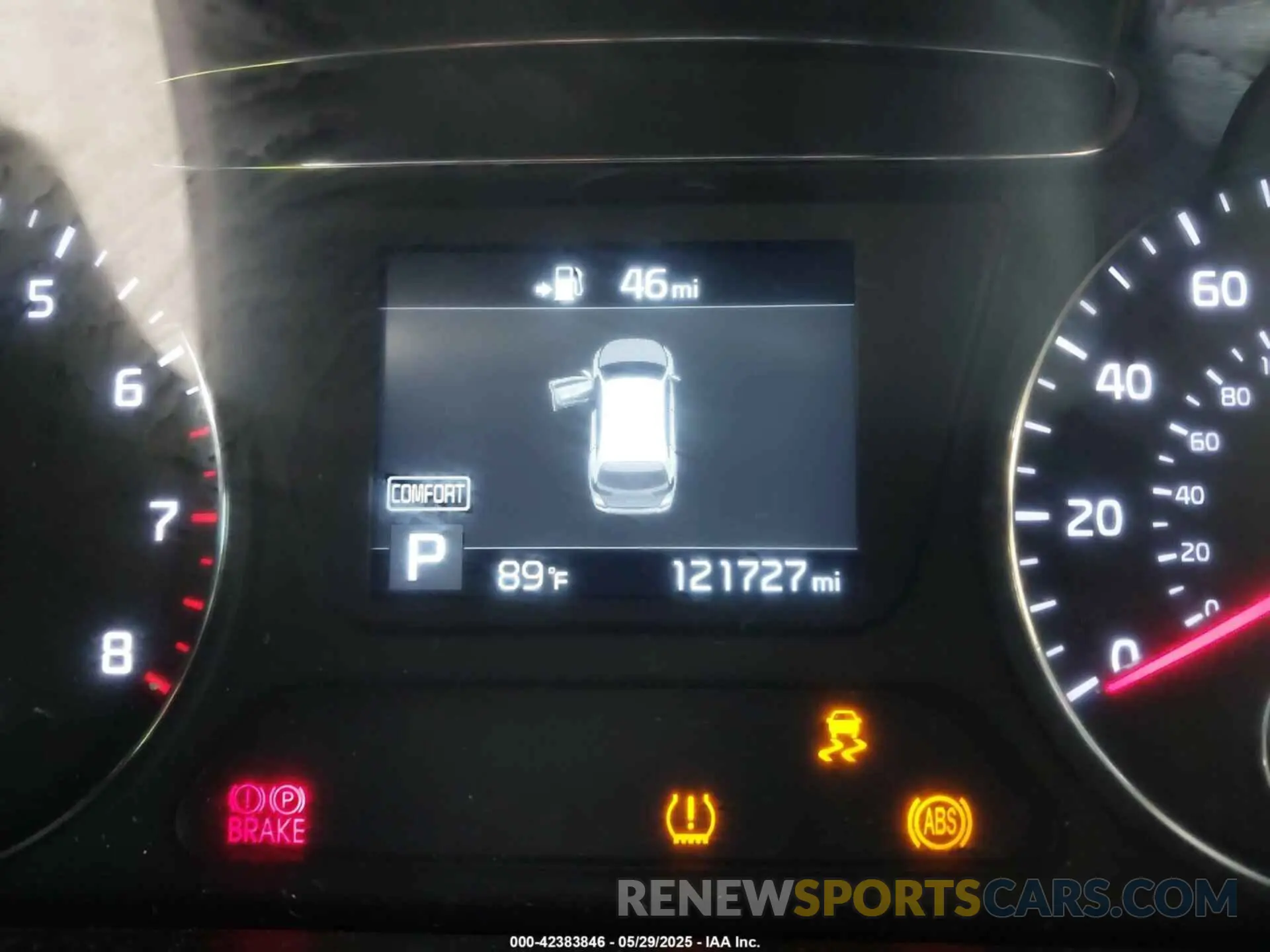 16 Photograph of a damaged car 5XYPG4A37KG508750 KIA SORENTO 2019