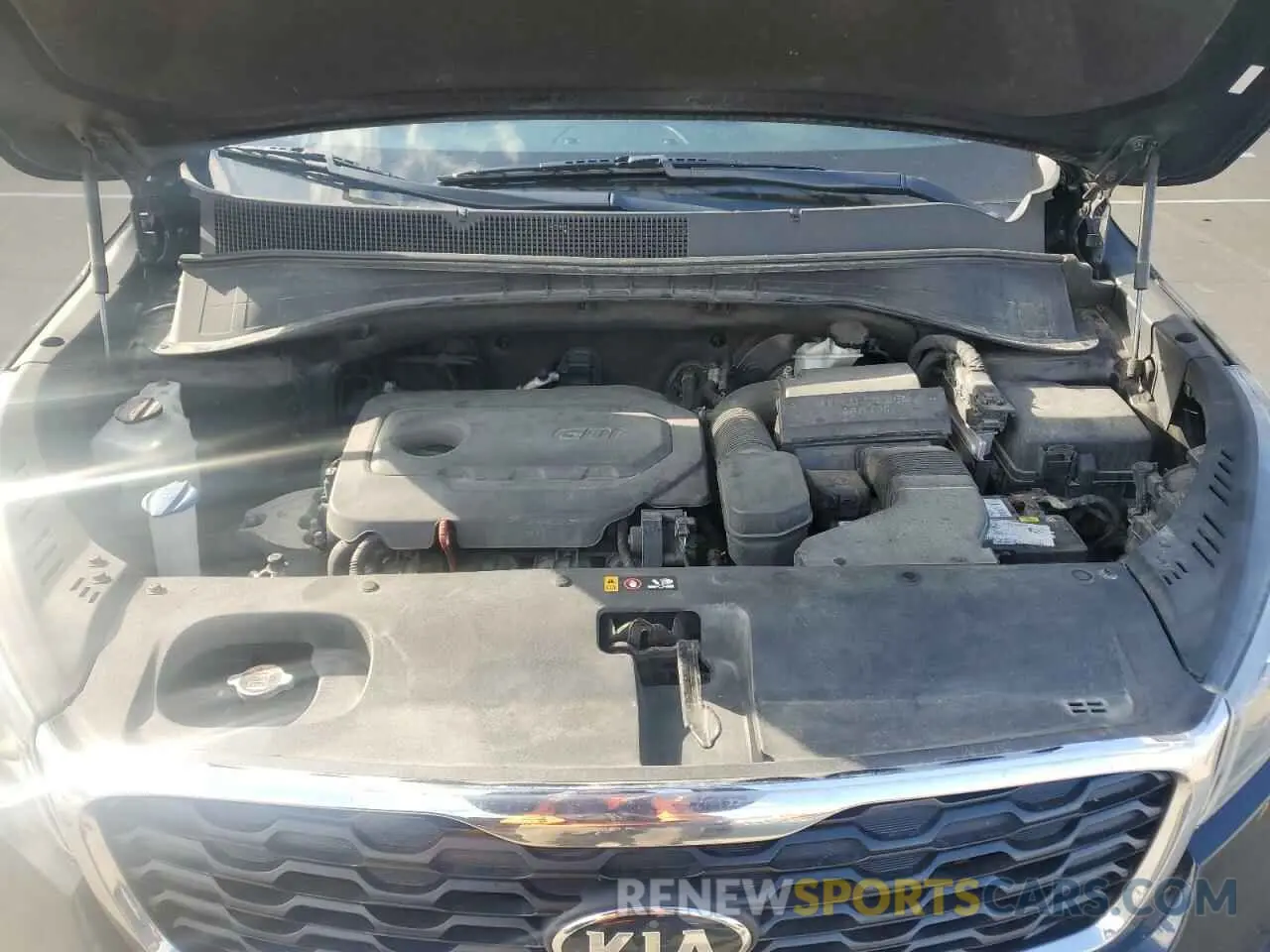12 Photograph of a damaged car 5XYPG4A38KG467092 KIA SORENTO 2019