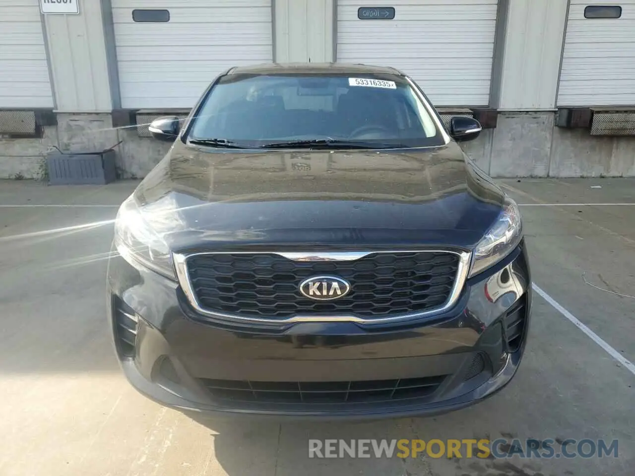 5 Photograph of a damaged car 5XYPG4A38KG467092 KIA SORENTO 2019
