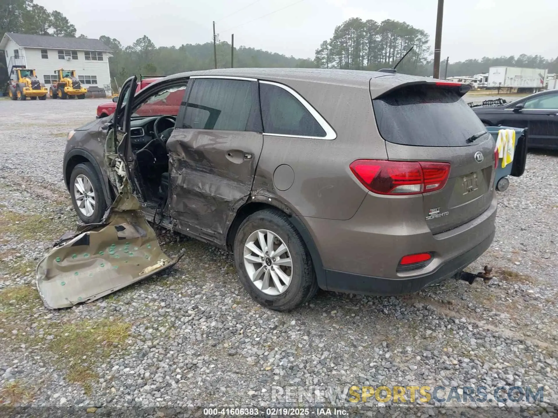 3 Фотография поврежденного автомобиля 5XYPG4A38KG508708 KIA SORENTO 2019