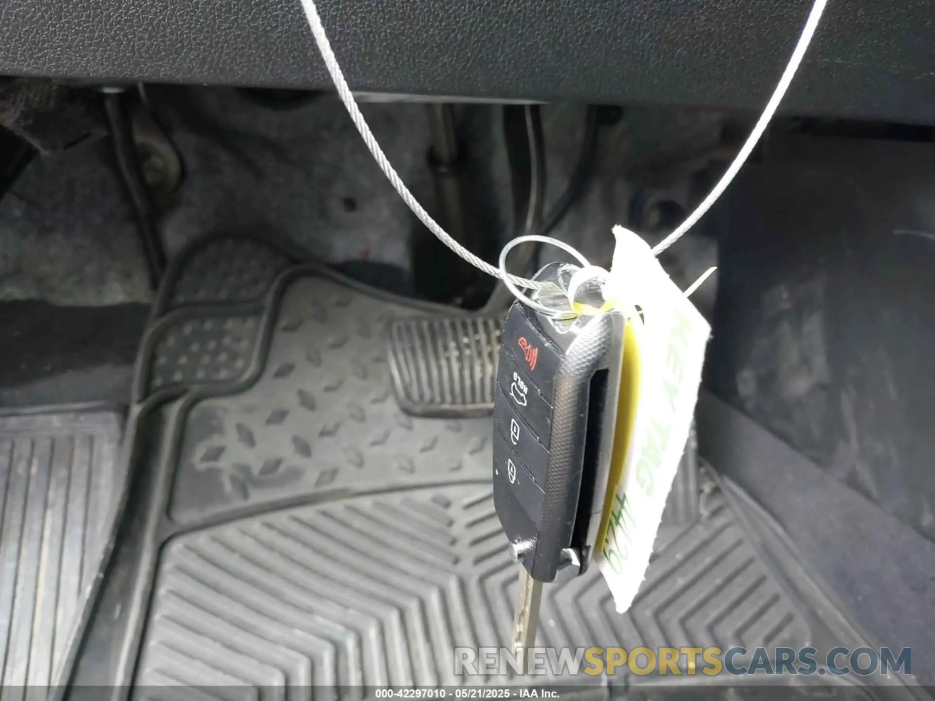 11 Фотография поврежденного автомобиля 5XYPG4A38KG533060 KIA SORENTO 2019