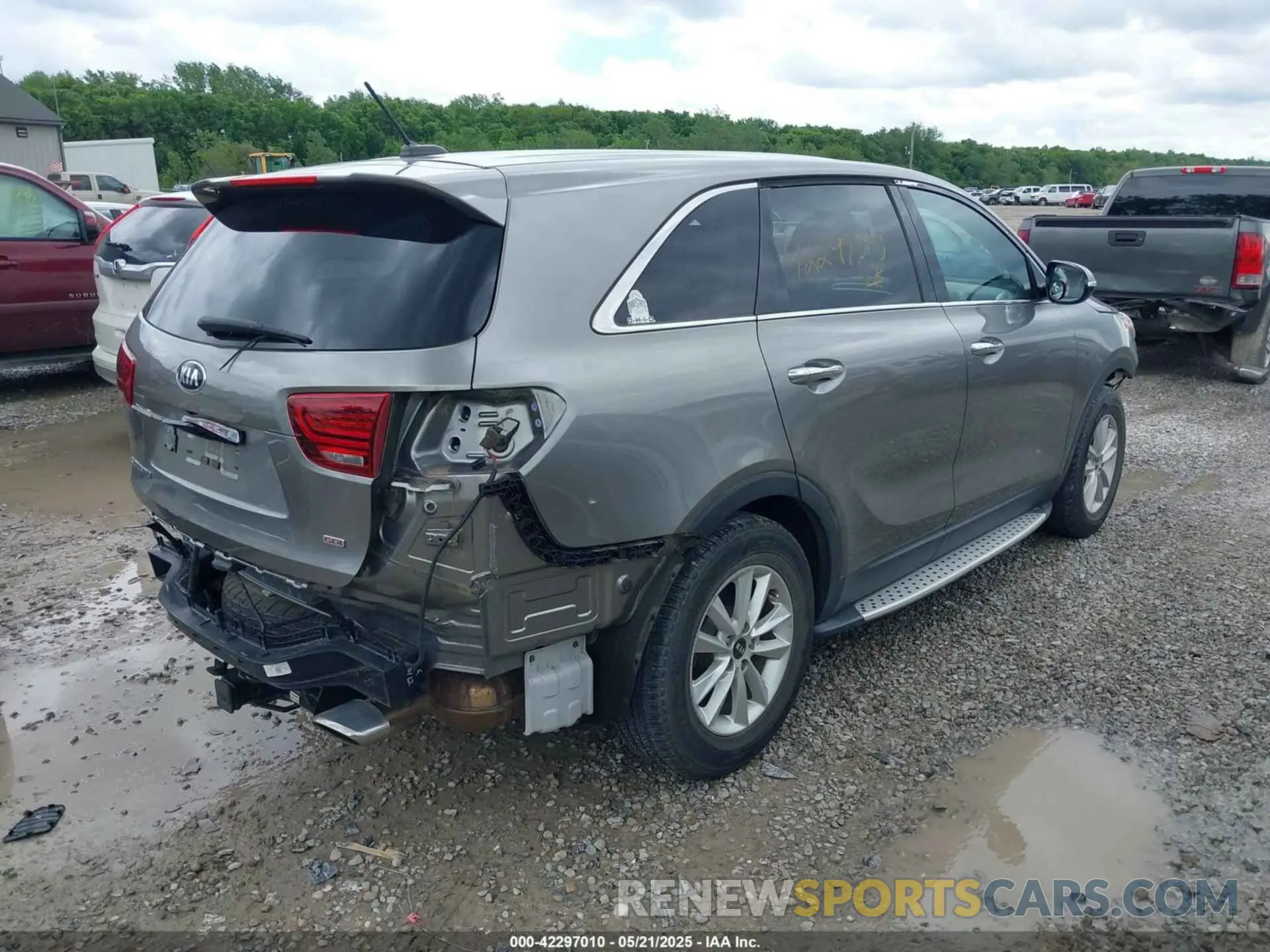 4 Фотография поврежденного автомобиля 5XYPG4A38KG533060 KIA SORENTO 2019