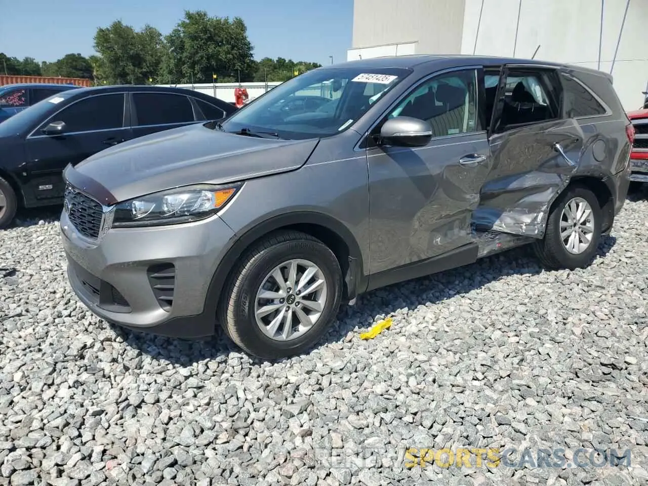 1 Photograph of a damaged car 5XYPG4A38KG552482 KIA SORENTO 2019