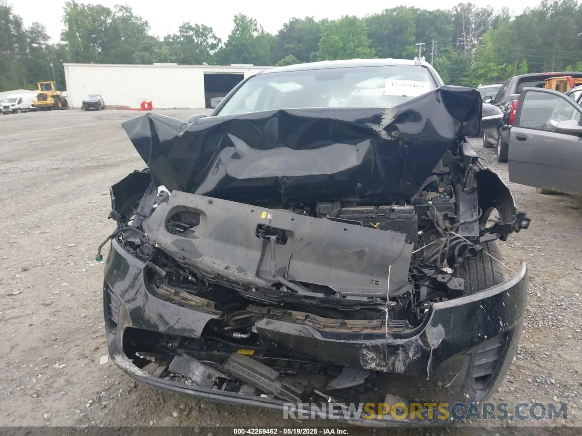 12 Photograph of a damaged car 5XYPG4A38KG581934 KIA SORENTO 2019
