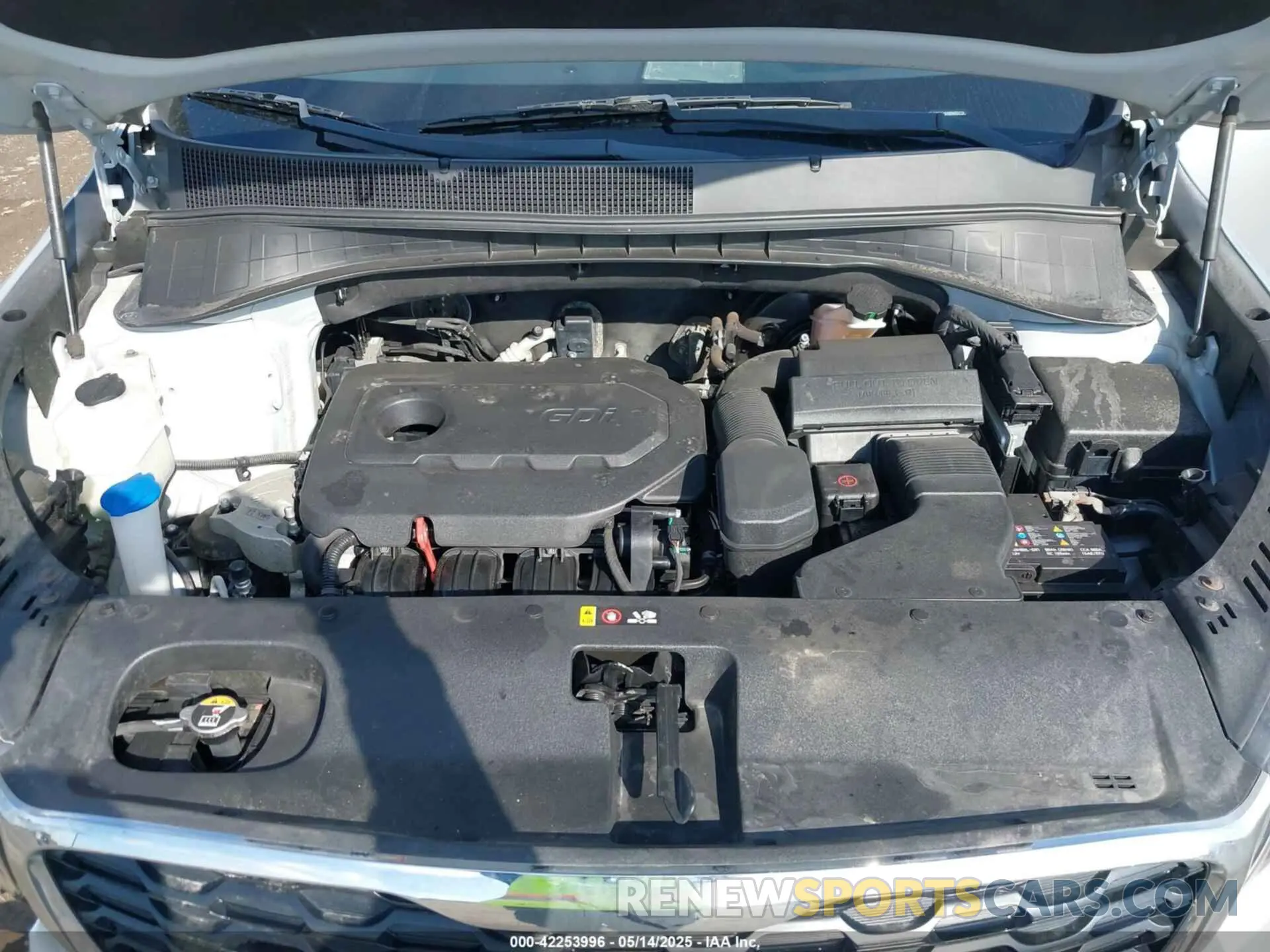 10 Photograph of a damaged car 5XYPG4A39KG463715 KIA SORENTO 2019