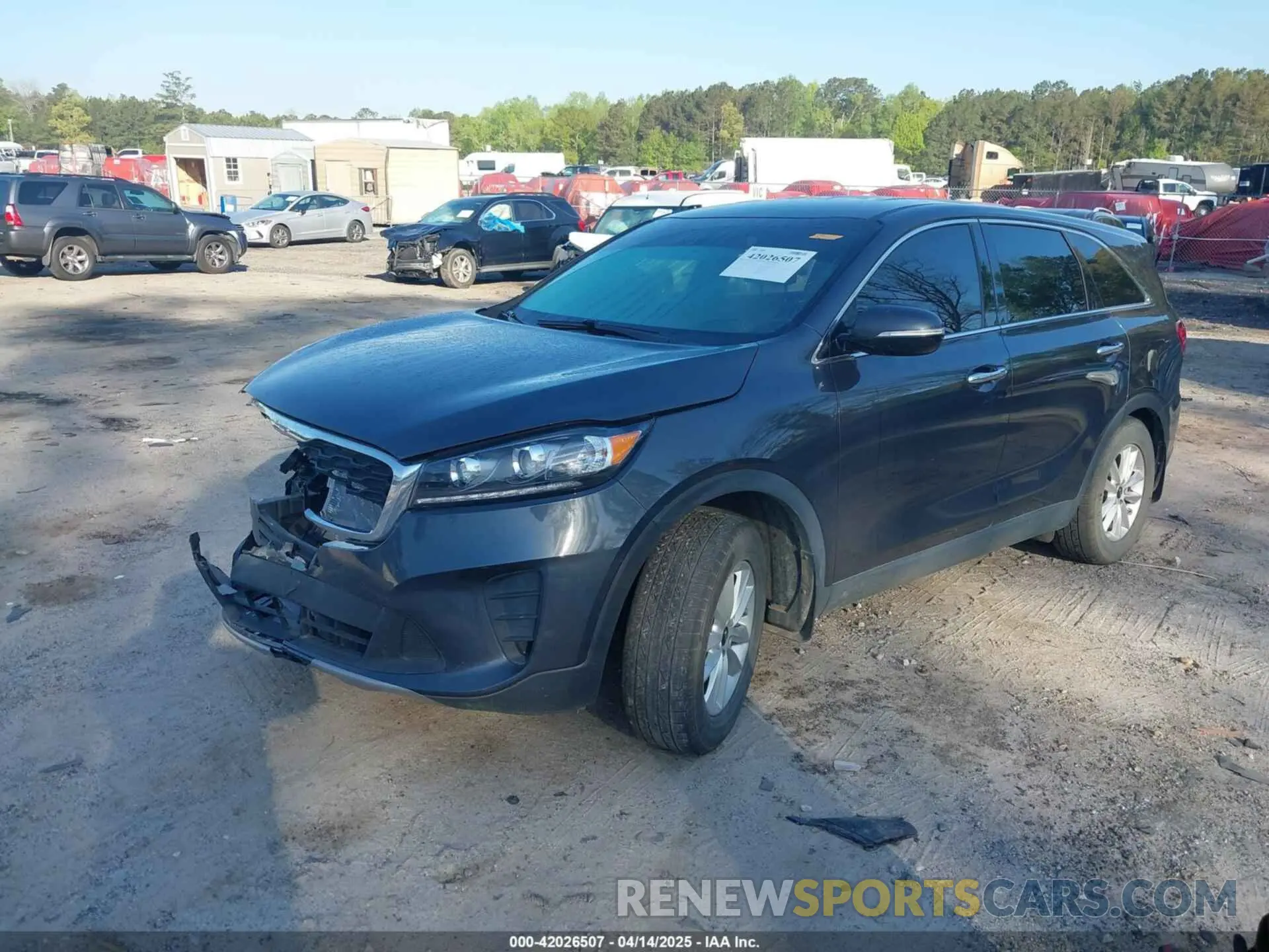 2 Фотография поврежденного автомобиля 5XYPG4A39KG523363 KIA SORENTO 2019