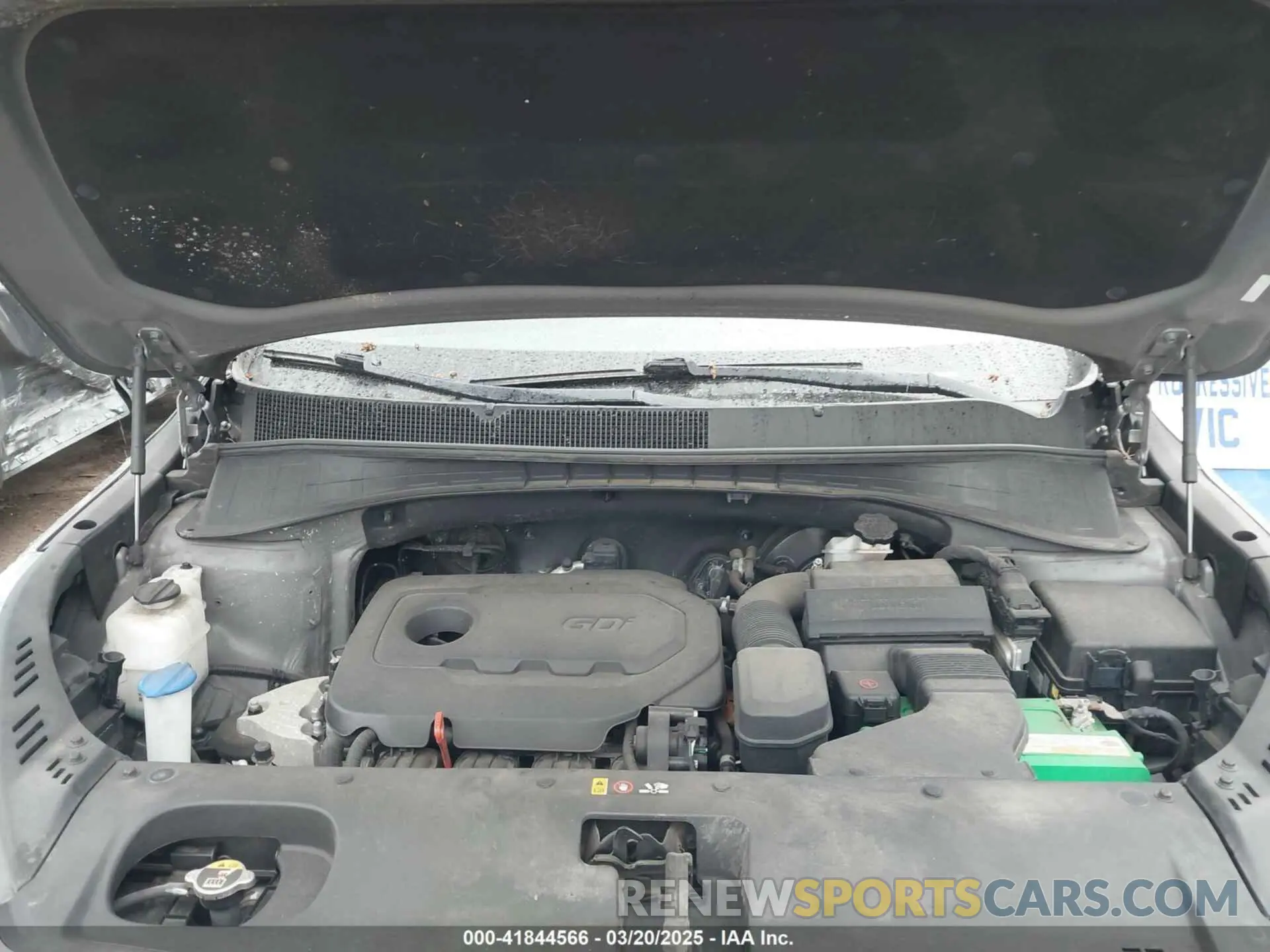 10 Photograph of a damaged car 5XYPG4A39KG532323 KIA SORENTO 2019