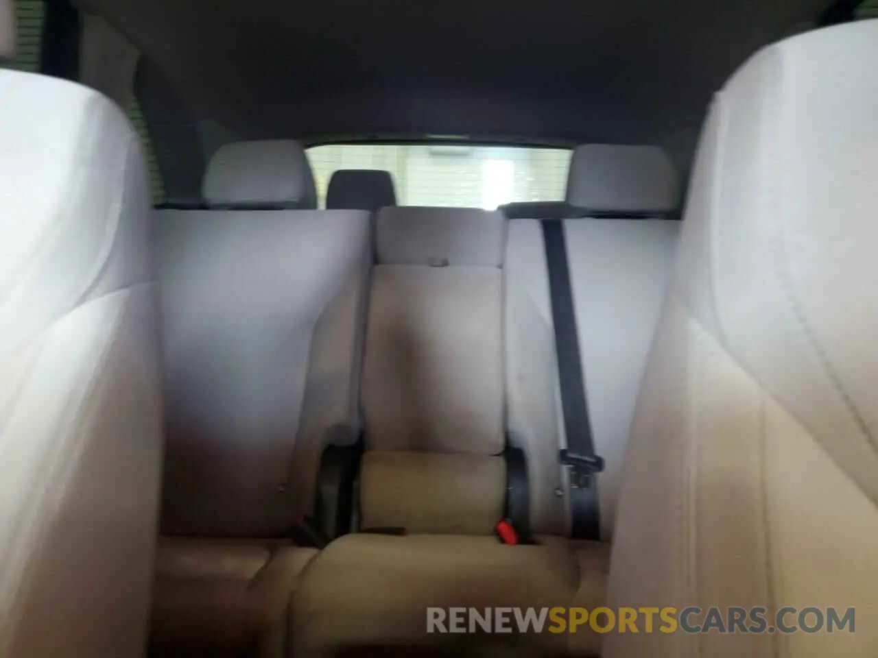 10 Photograph of a damaged car 5XYPG4A39KG537179 KIA SORENTO 2019