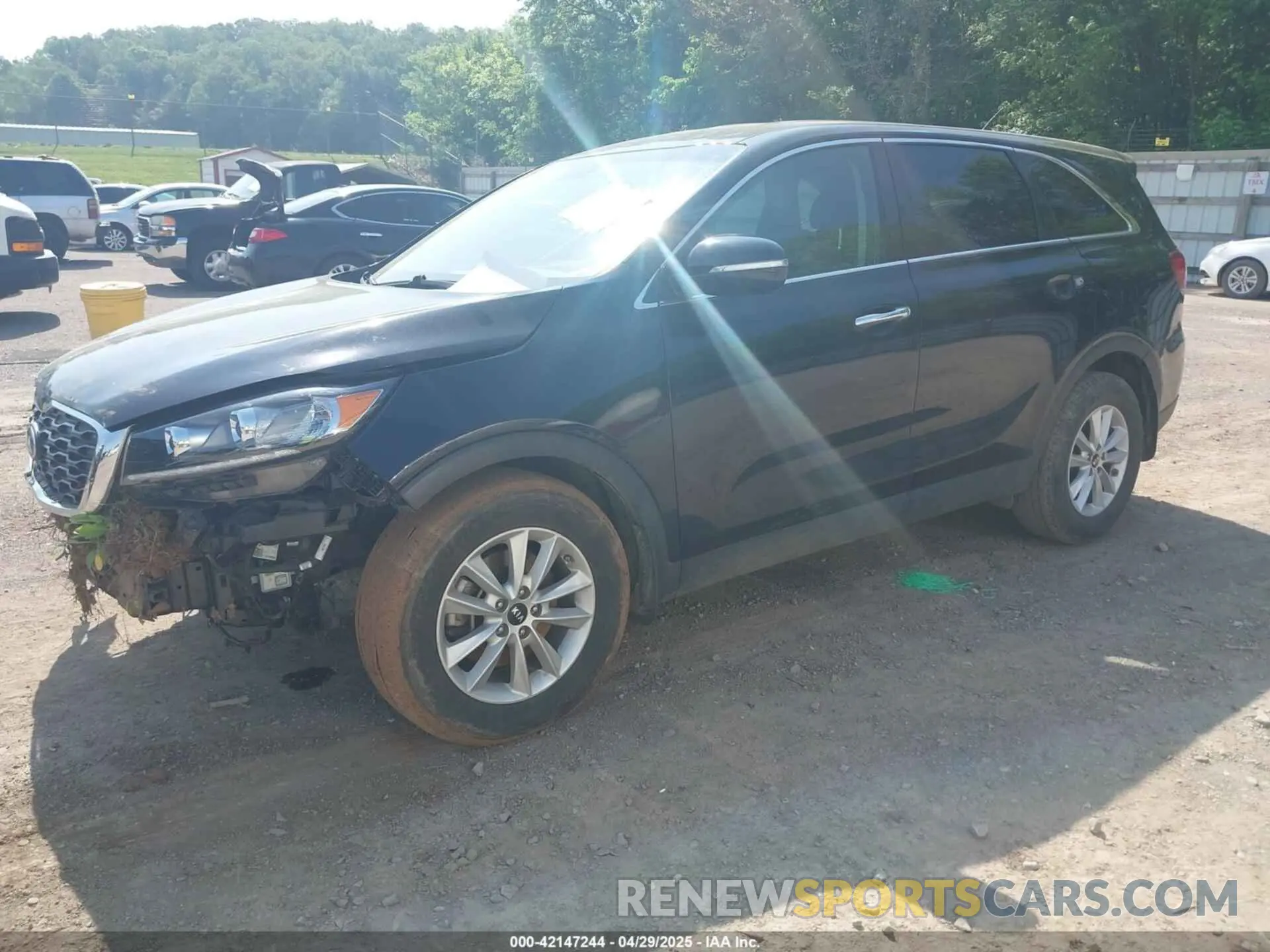 2 Photograph of a damaged car 5XYPG4A39KG576239 KIA SORENTO 2019