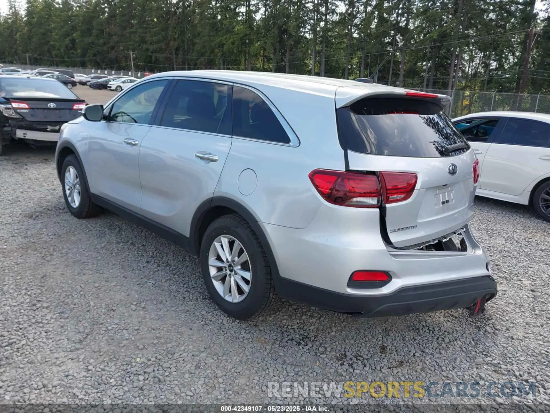 3 Фотография поврежденного автомобиля 5XYPG4A39KG595941 KIA SORENTO 2019