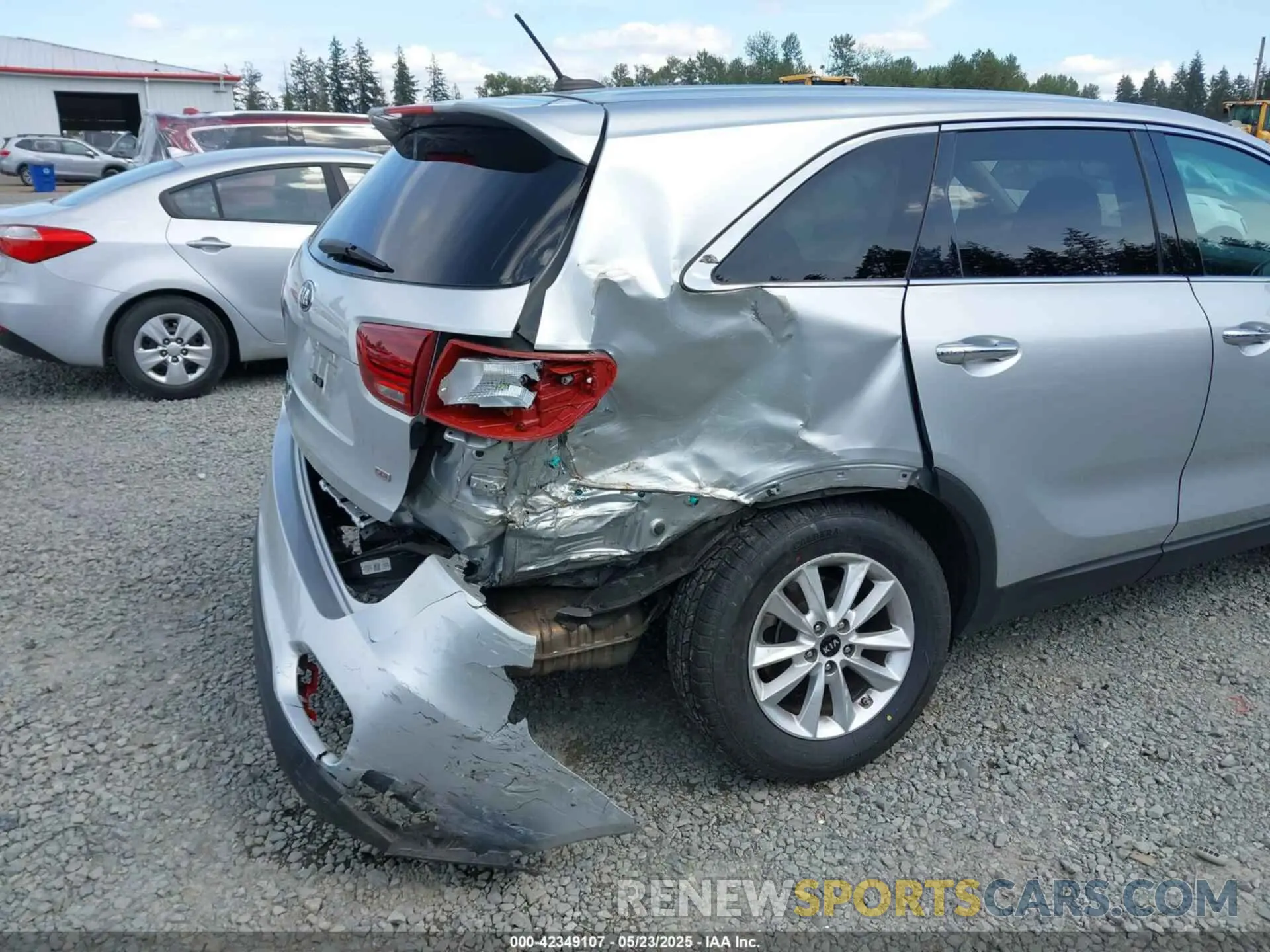 6 Фотография поврежденного автомобиля 5XYPG4A39KG595941 KIA SORENTO 2019