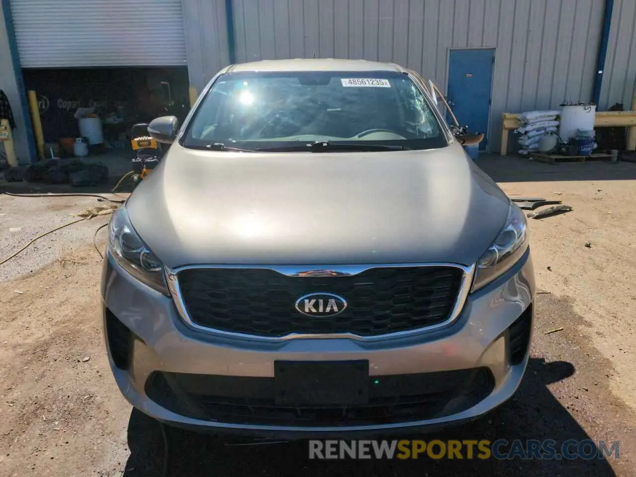 5 Photograph of a damaged car 5XYPG4A3XKG557764 KIA SORENTO 2019