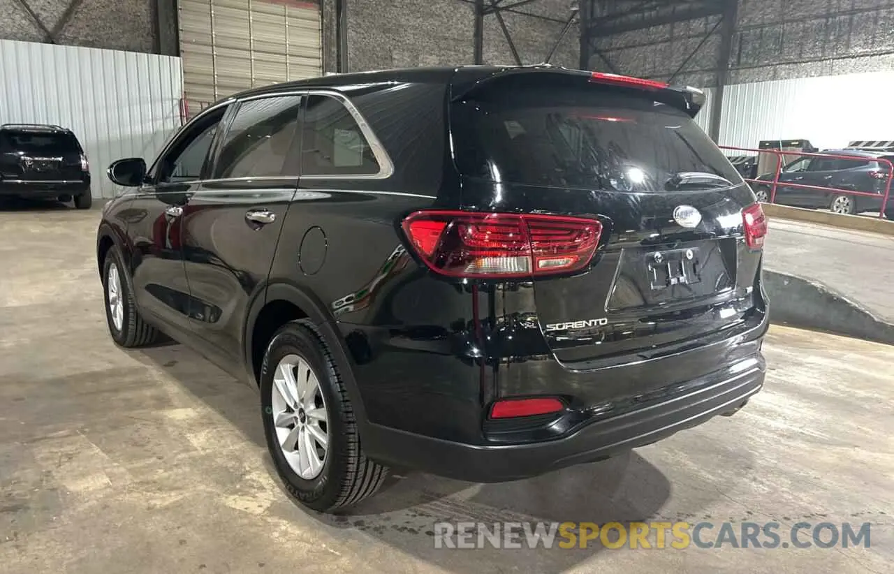 3 Photograph of a damaged car 5XYPG4A3XKG567081 KIA SORENTO 2019