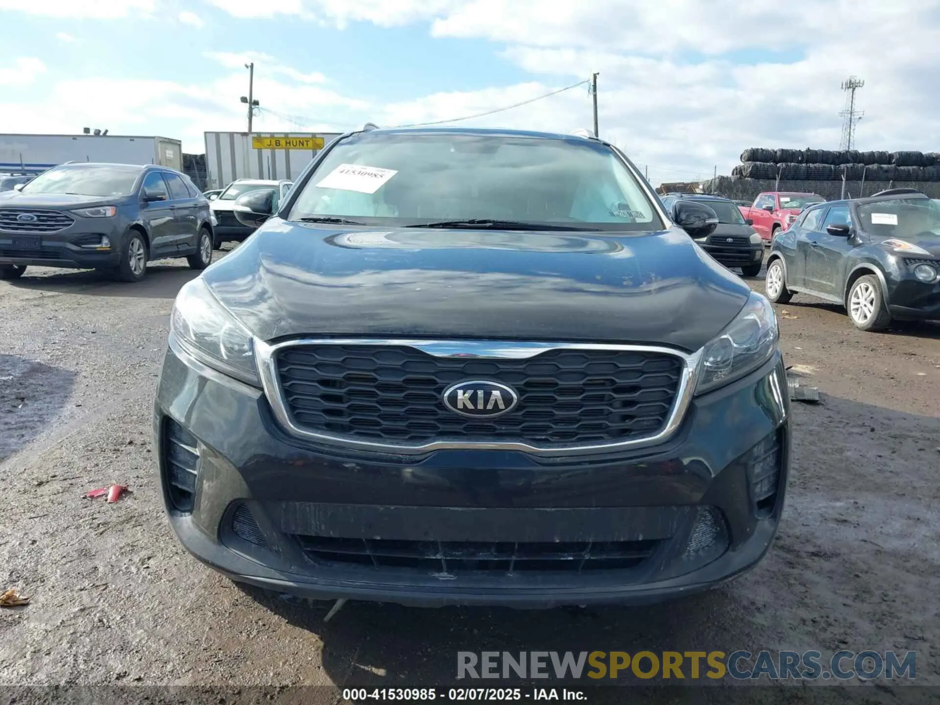 11 Photograph of a damaged car 5XYPG4A3XKG592630 KIA SORENTO 2019