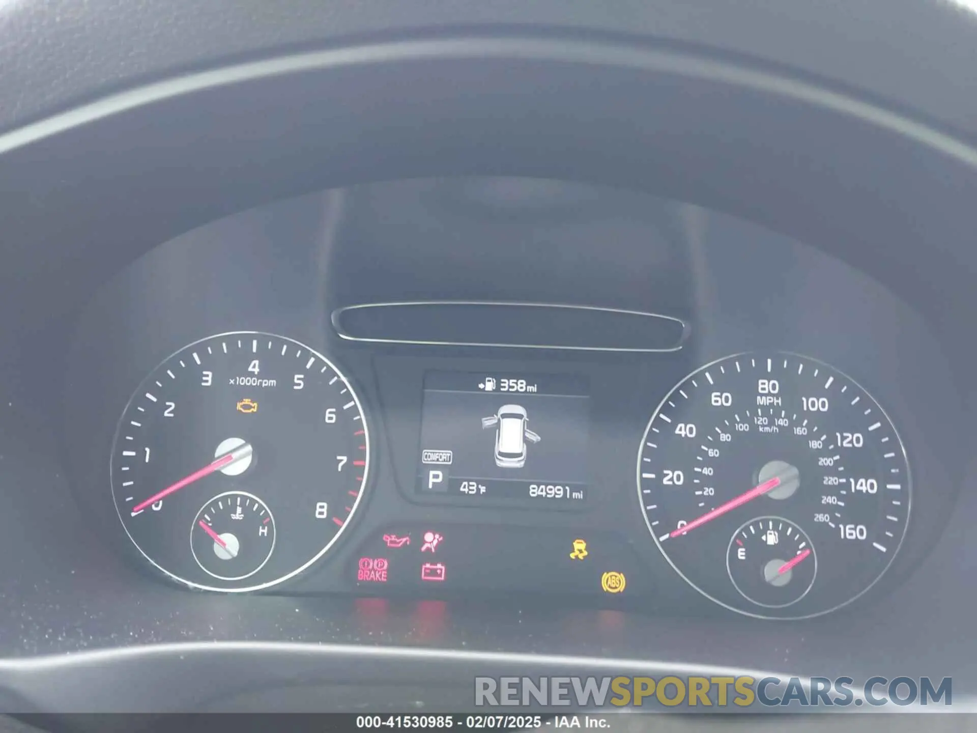 7 Photograph of a damaged car 5XYPG4A3XKG592630 KIA SORENTO 2019