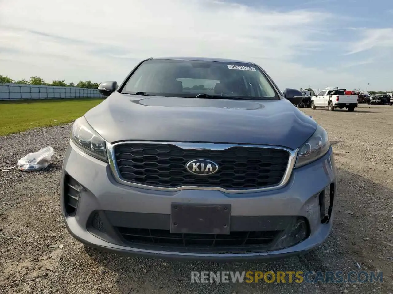 5 Photograph of a damaged car 5XYPG4A3XKG604677 KIA SORENTO 2019