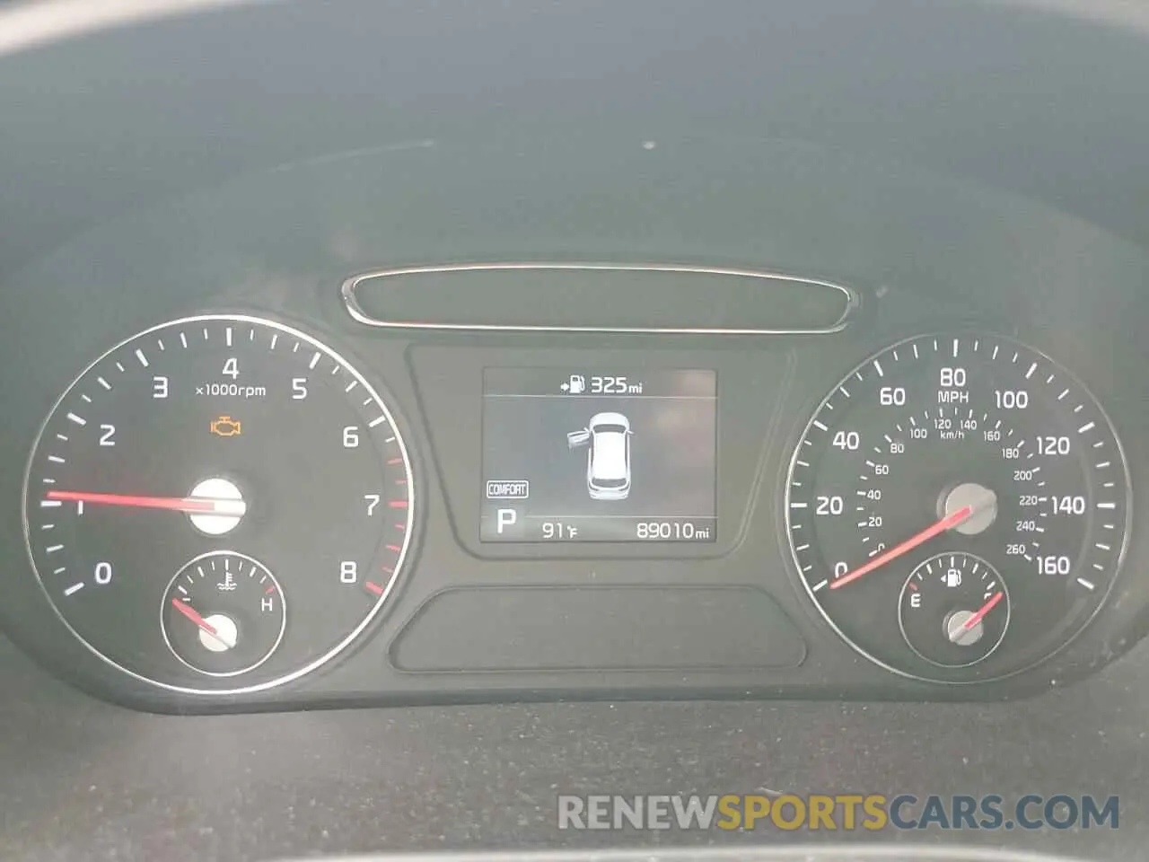 9 Photograph of a damaged car 5XYPG4A51KG485628 KIA SORENTO 2019