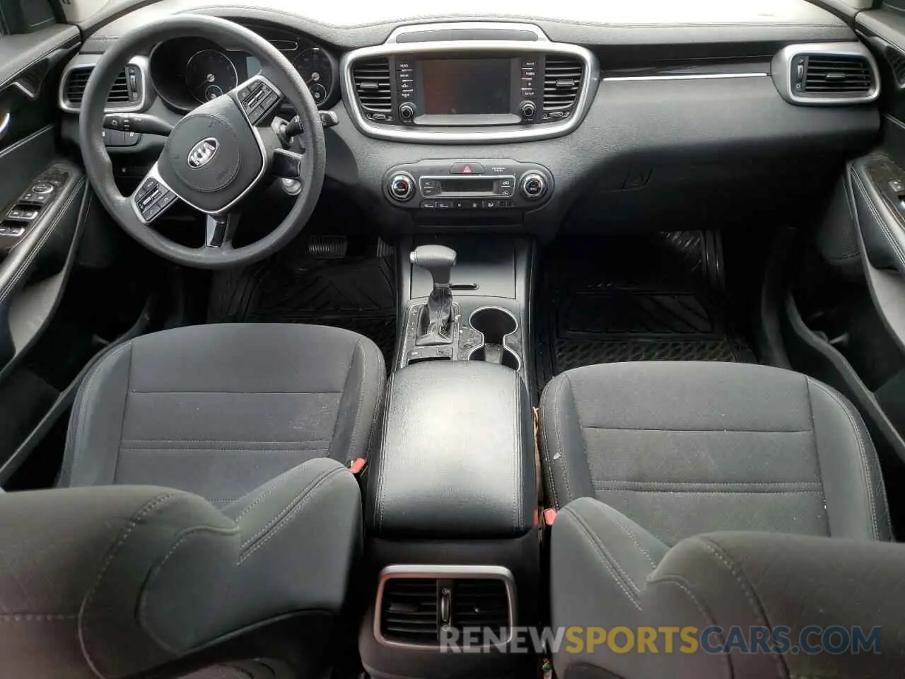 8 Фотография поврежденного автомобиля 5XYPG4A51KG573210 KIA SORENTO 2019