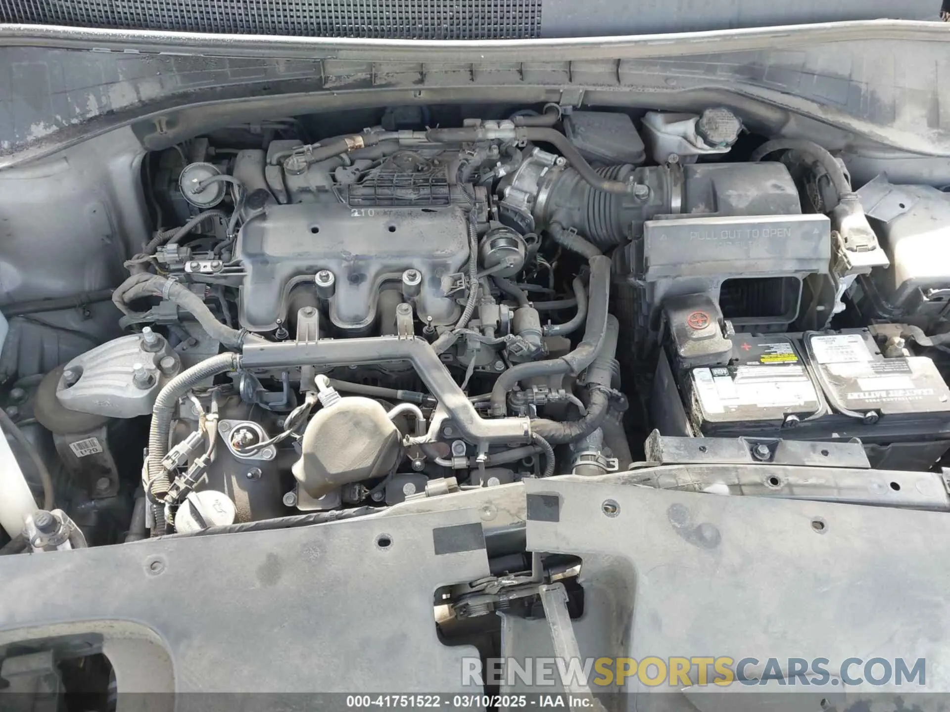 10 Photograph of a damaged car 5XYPG4A54KG476373 KIA SORENTO 2019
