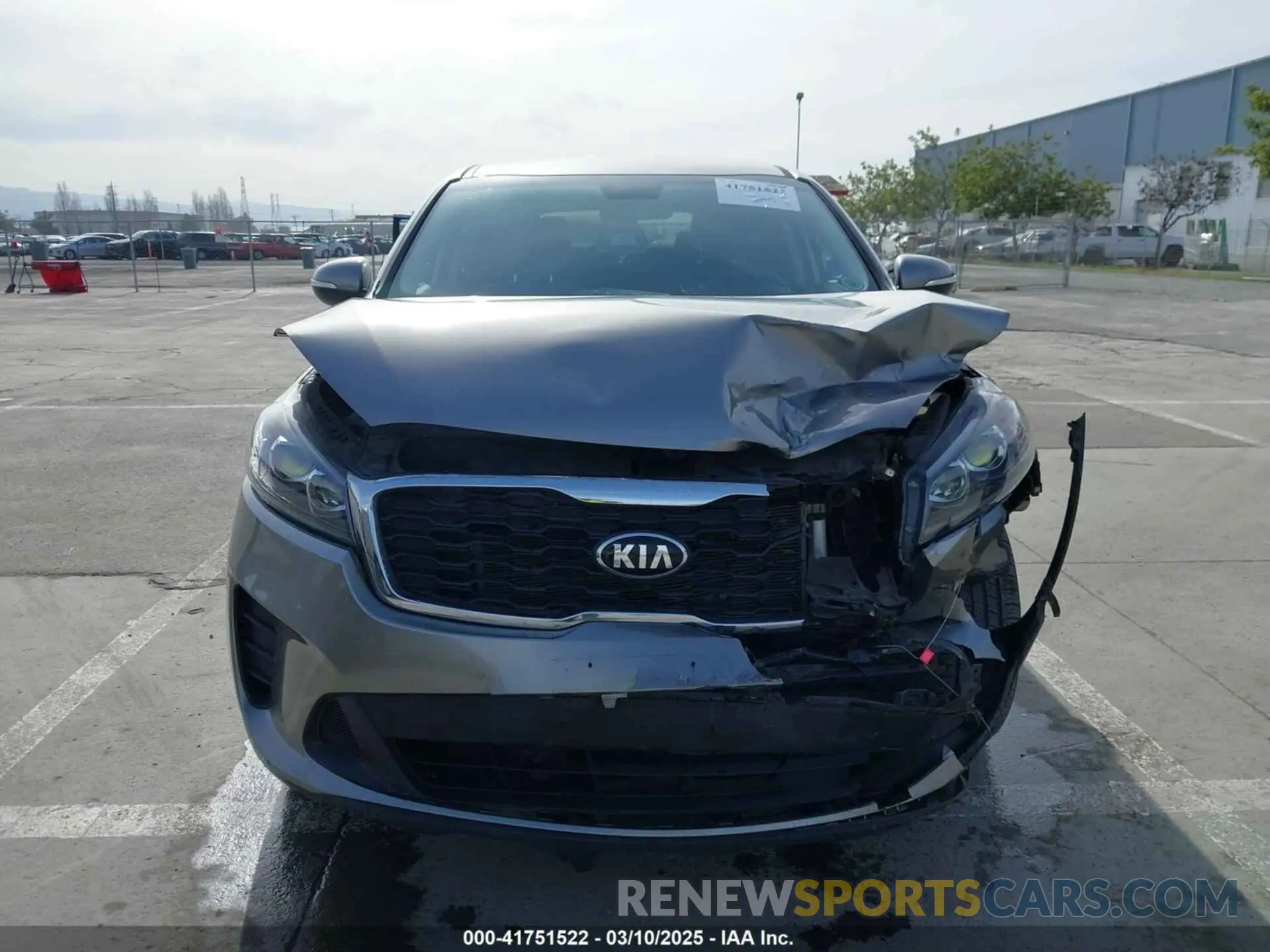 13 Photograph of a damaged car 5XYPG4A54KG476373 KIA SORENTO 2019