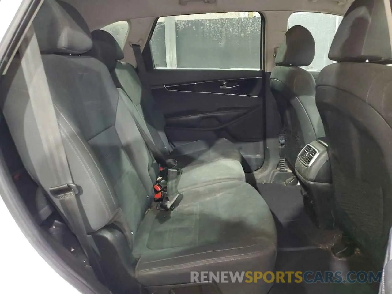 11 Фотография поврежденного автомобиля 5XYPG4A54KG509565 KIA SORENTO 2019
