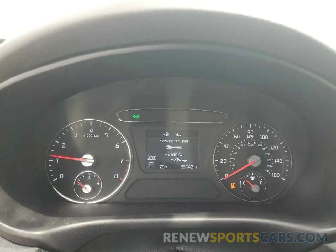 9 Photograph of a damaged car 5XYPG4A55KG491450 KIA SORENTO 2019