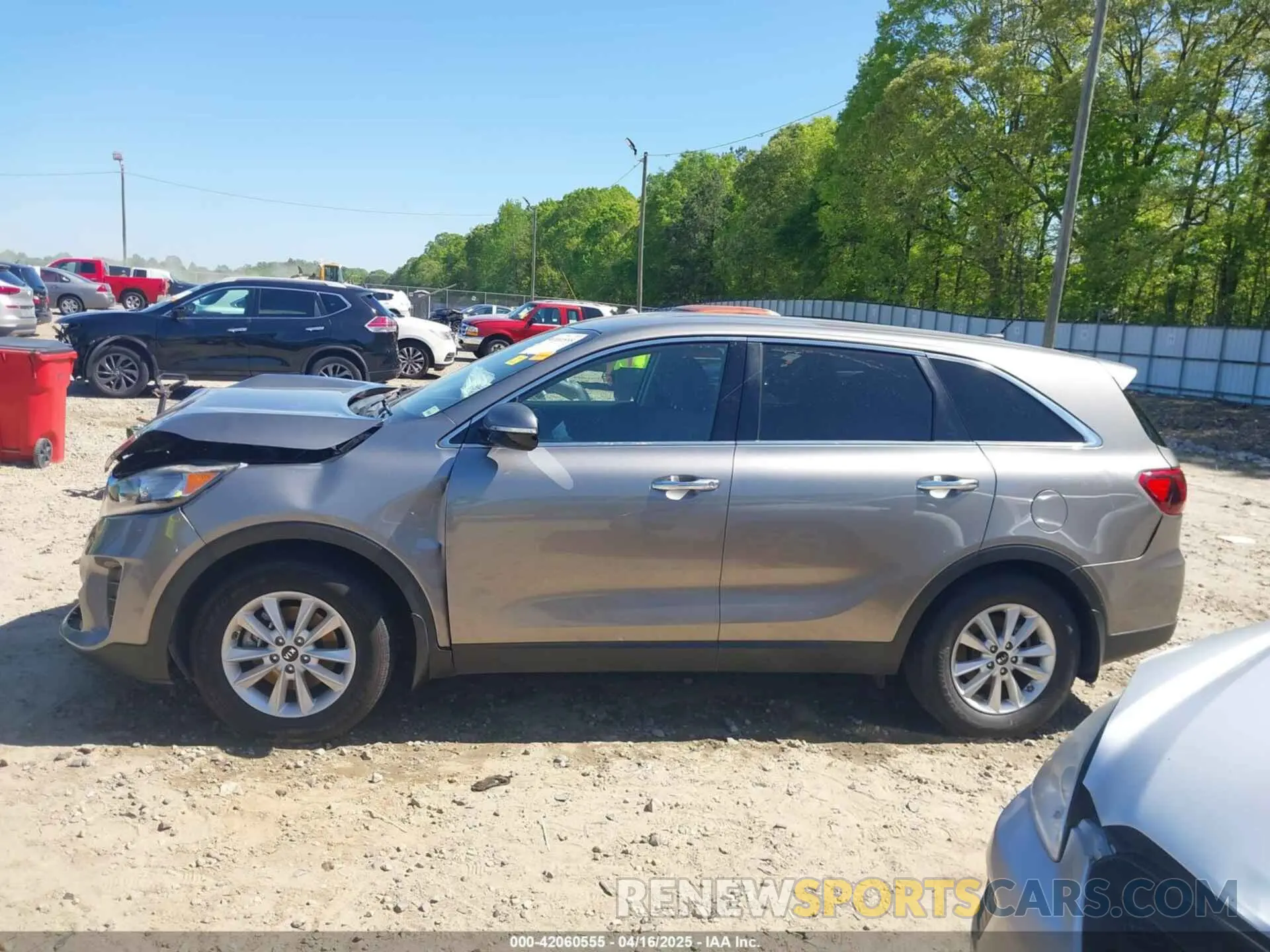 14 Photograph of a damaged car 5XYPG4A57KG494222 KIA SORENTO 2019