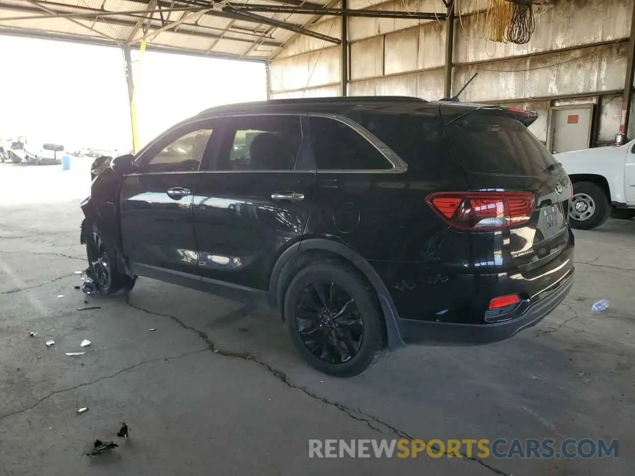 2 Photograph of a damaged car 5XYPG4A57KG608395 KIA SORENTO 2019