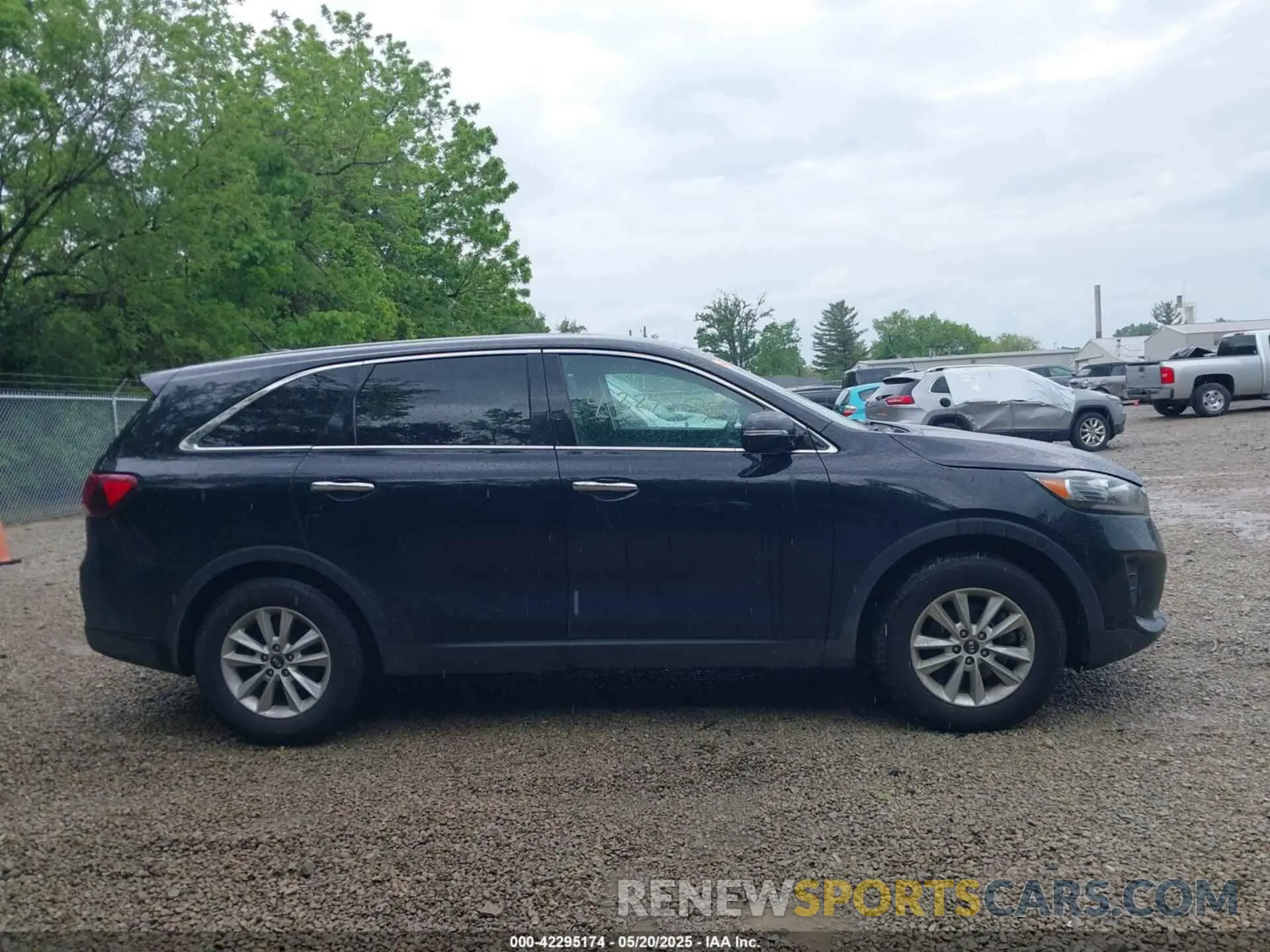 13 Фотография поврежденного автомобиля 5XYPG4A58KG487814 KIA SORENTO 2019