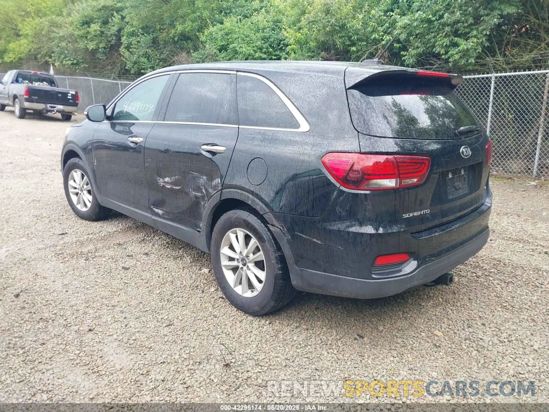 3 Фотография поврежденного автомобиля 5XYPG4A58KG487814 KIA SORENTO 2019