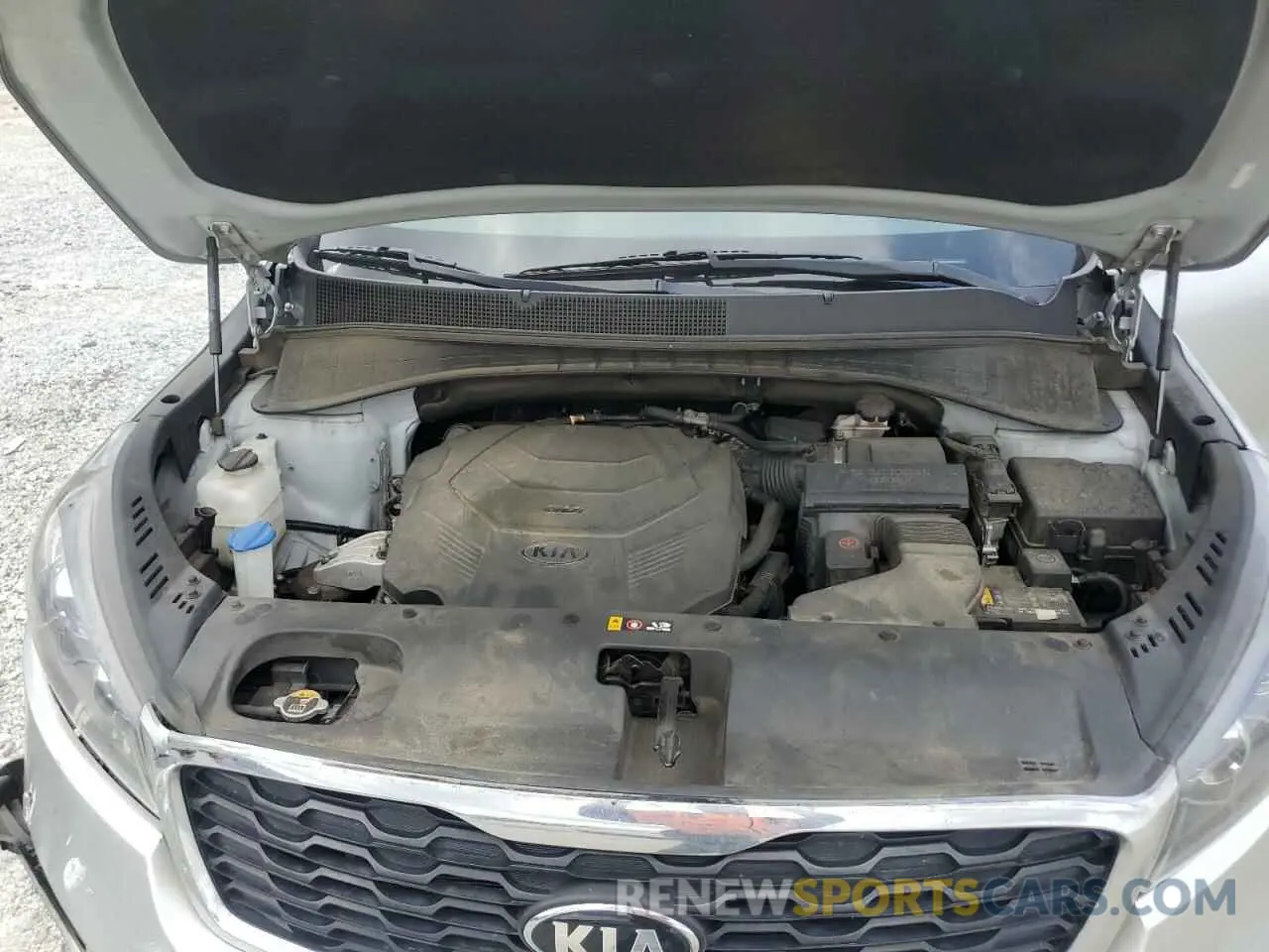 12 Photograph of a damaged car 5XYPG4A59KG576937 KIA SORENTO 2019