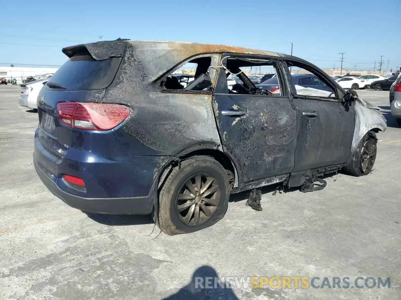 3 Фотография поврежденного автомобиля 5XYPG4A5XKG490455 KIA SORENTO 2019